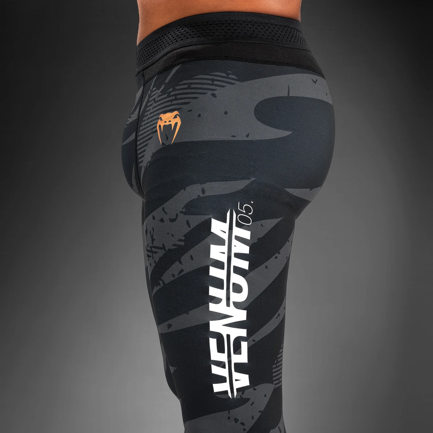 UFC Adrenaline By Venum Fight Week Performance Malla para Hombre - Urban Camo - Image 3