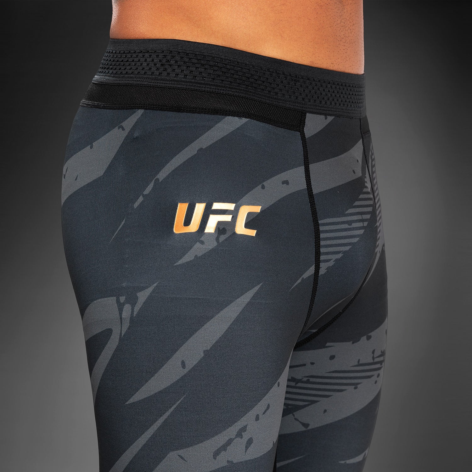 UFC Adrenaline By Venum Fight Week Performance Malla para Hombre - Urban Camo - Image 5
