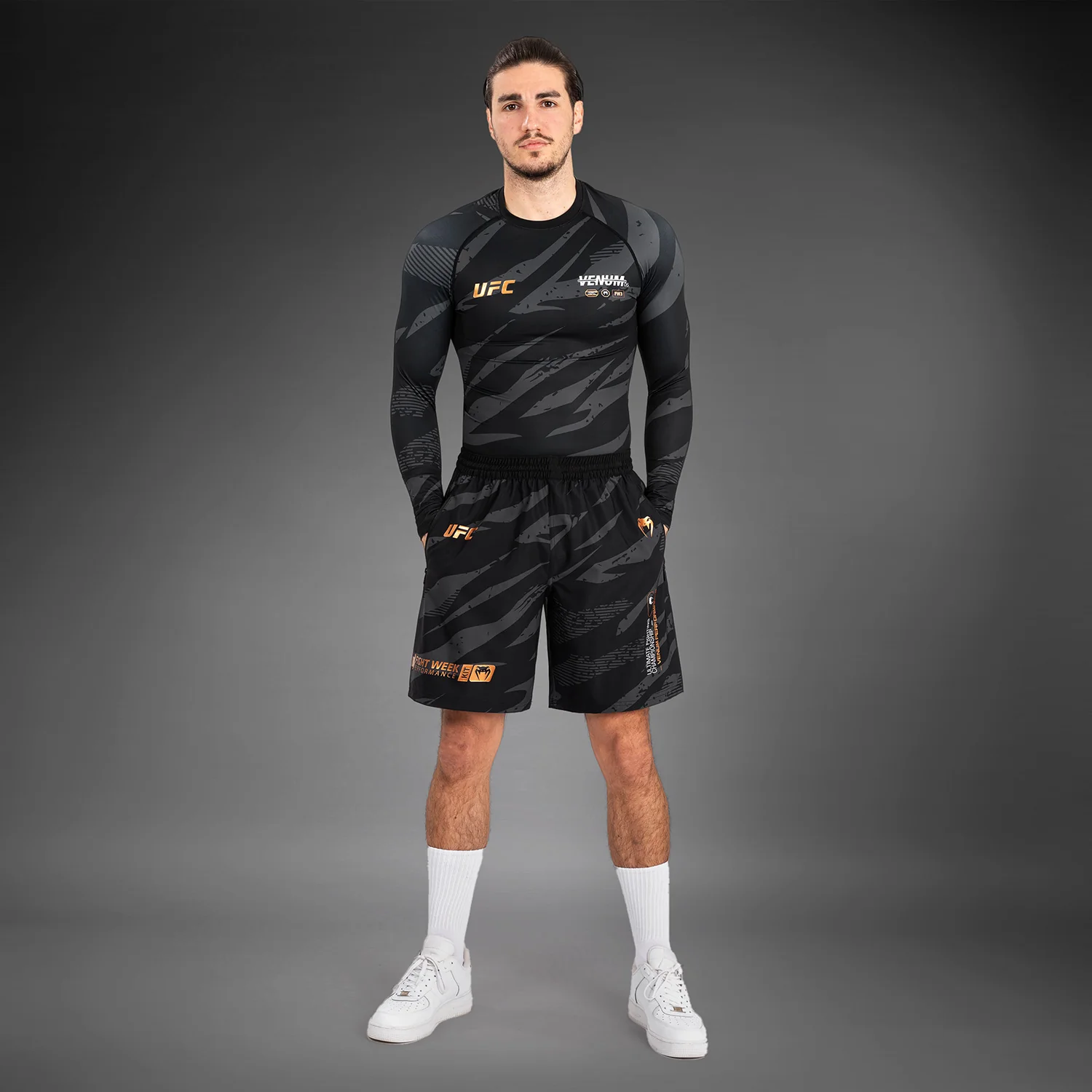 UFC Adrenaline By Venum Fight Week Performance Pantalón Corto para Hombre - Urban Camo - Image 2