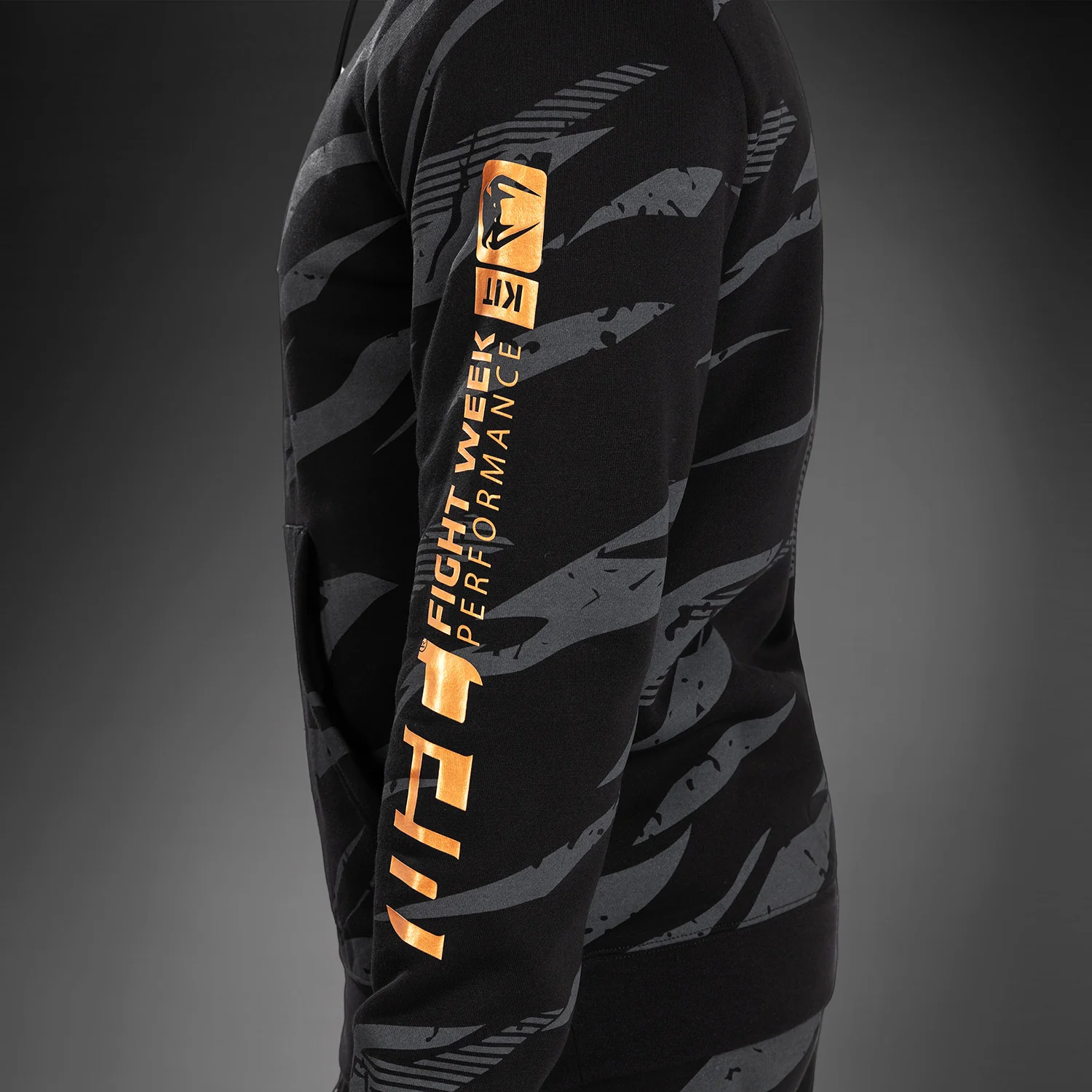 UFC Adrenaline By Venum Fight Week Sudadera Con Capucha para Hombre - Urban Camo - Image 4