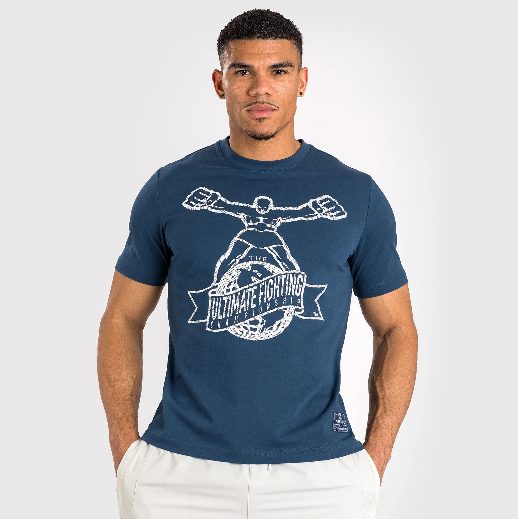 UFC by Venum Ulti-Man Camiseta - Azul Marino/Blanco - Image 3