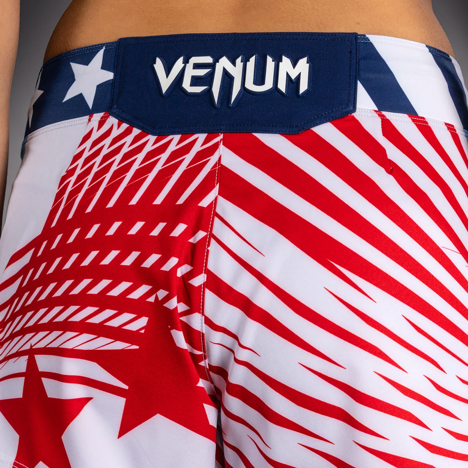 Official UFC Freedom 250 by Venum Authentic Fight Night Fight Shorts para mujer - Blanco - Image 7