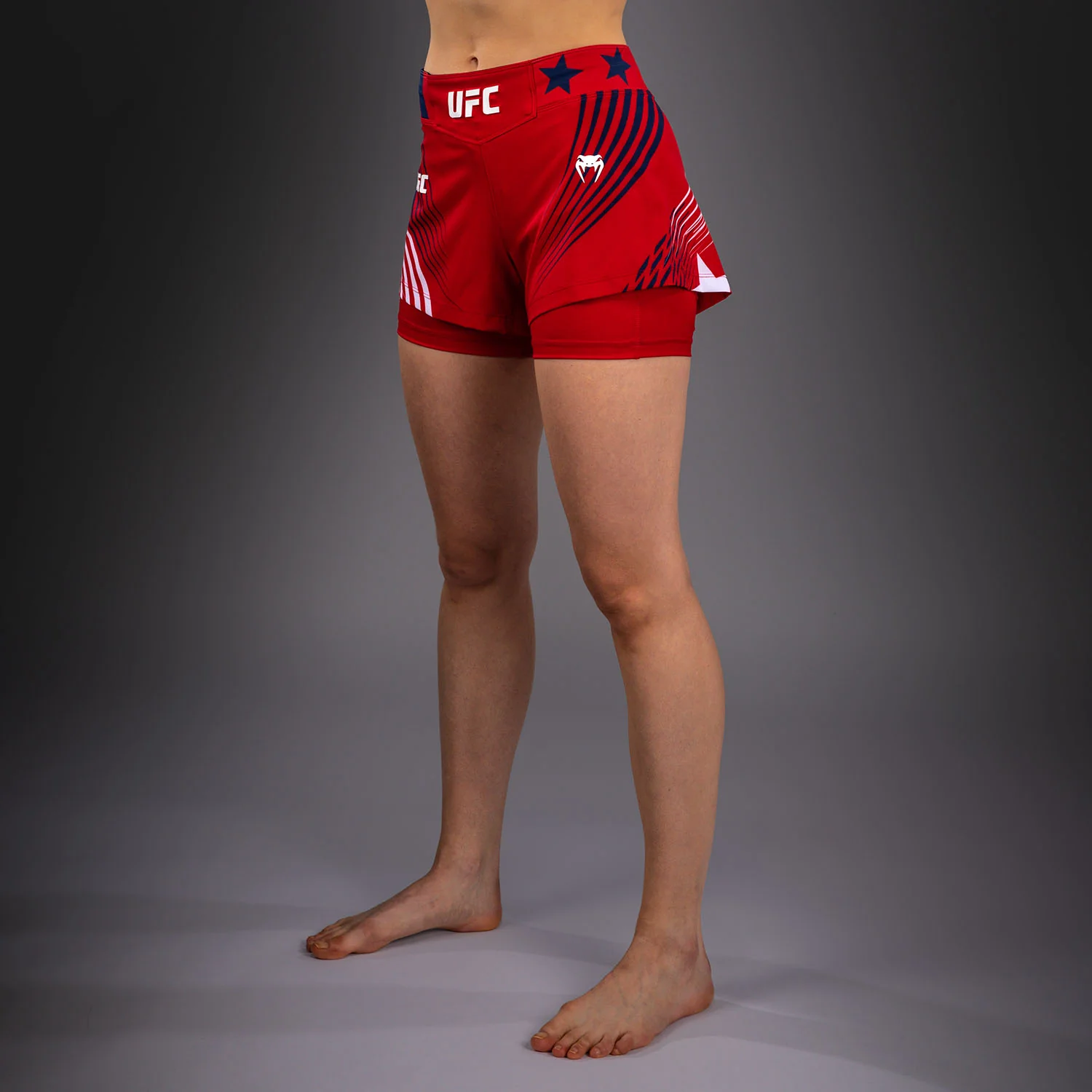 Official UFC Freedom 250 by Venum Authentic Fight Night Fight Shorts para mujer - Rojo - Image 3