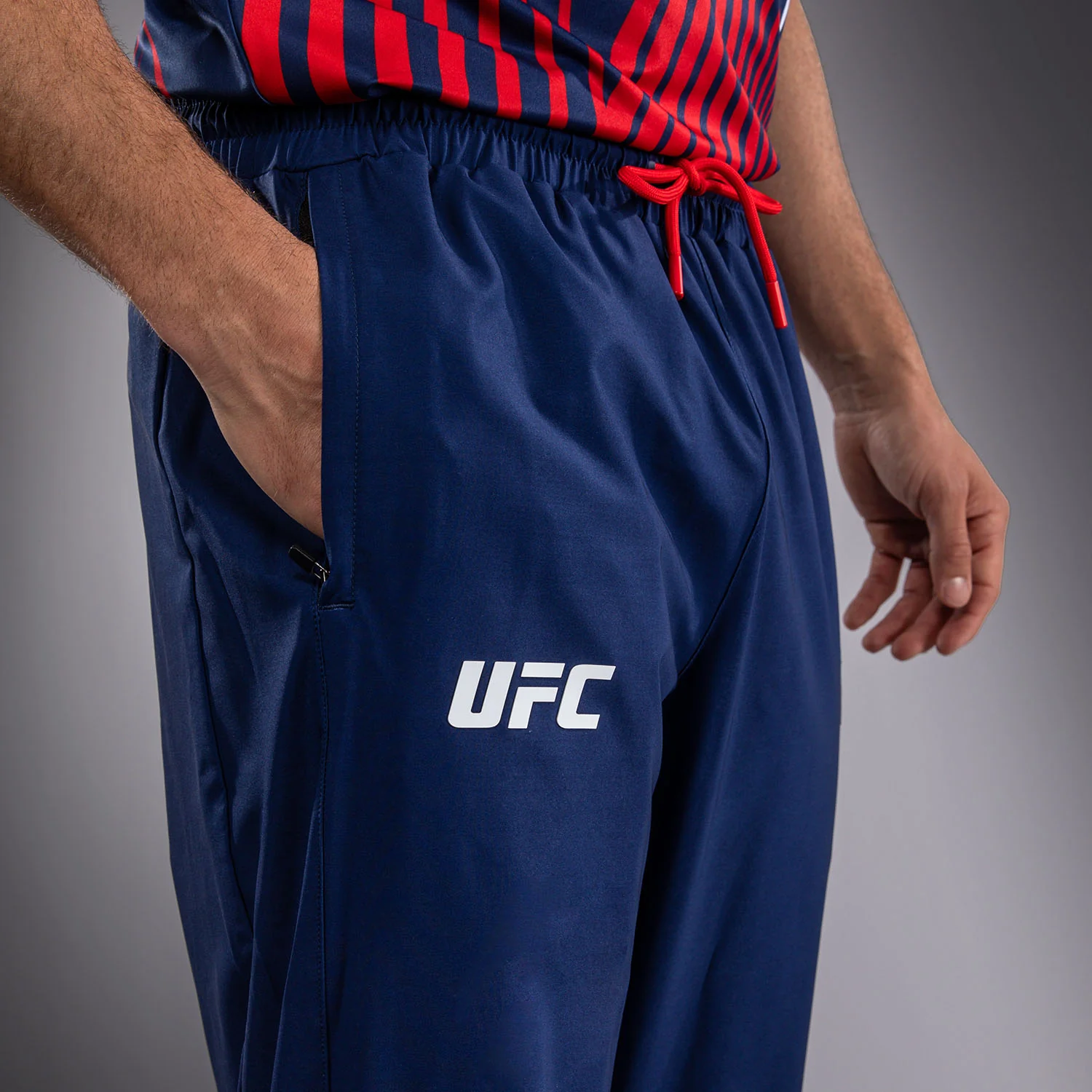 Official UFC Freedom 250 by Venum Authentic Fight Night Walkout Pantalón para hombre - Azul - Image 6