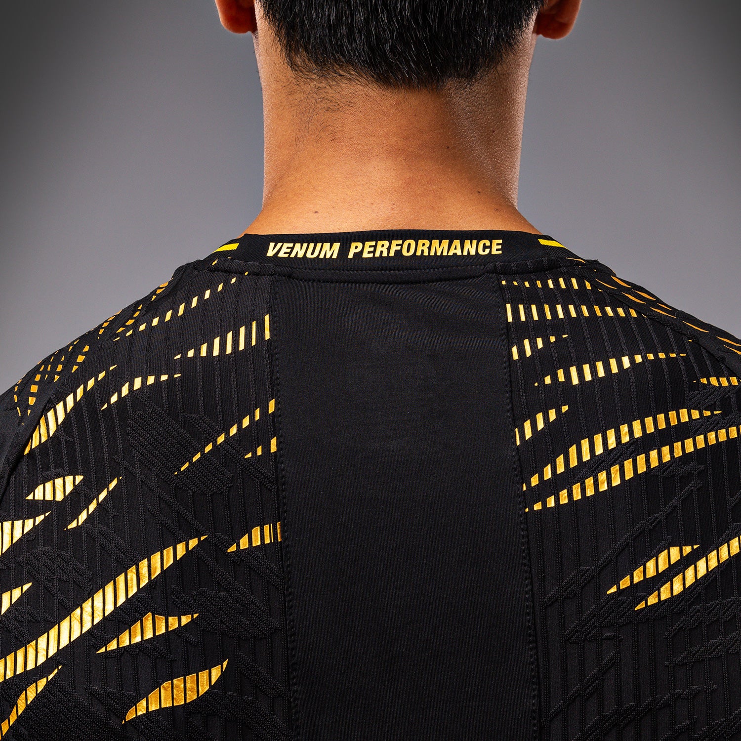 UFC Fusion by Venum Authentic Fight Night Camiseta de Salida para Hombre - Champion - Image 7