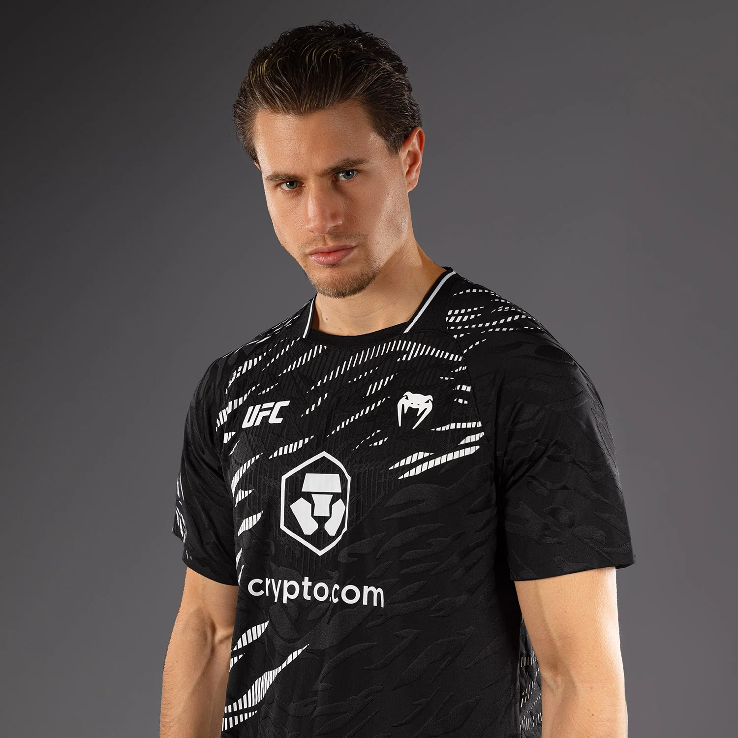 UFC Fusion by Venum Authentic Fight Night Camiseta de Salida para Hombre - Negro - Image 2