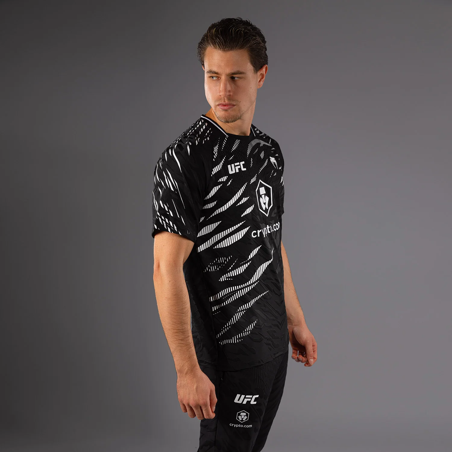 UFC Fusion by Venum Authentic Fight Night Camiseta de Salida para Hombre - Negro - Image 5