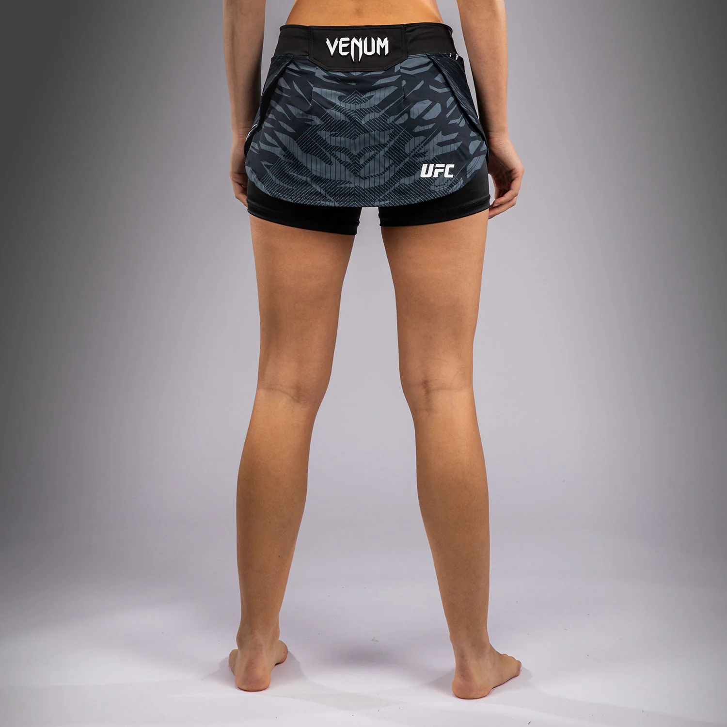UFC Fusion by Venum Authentic Fight Night Pantalón para Mujer - Negra - Image 2
