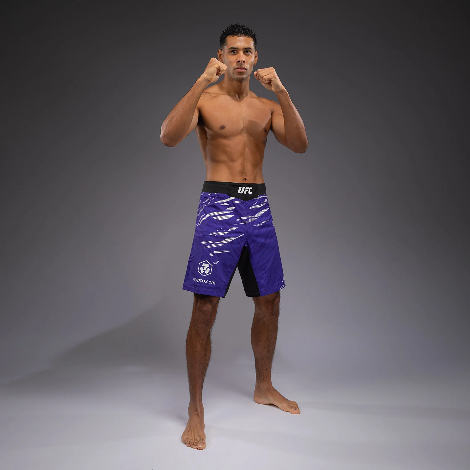 UFC Fusion by Venum Authentic Fight Night Shorts de Lucha para Hombre - Corte largo - Morado - Image 5
