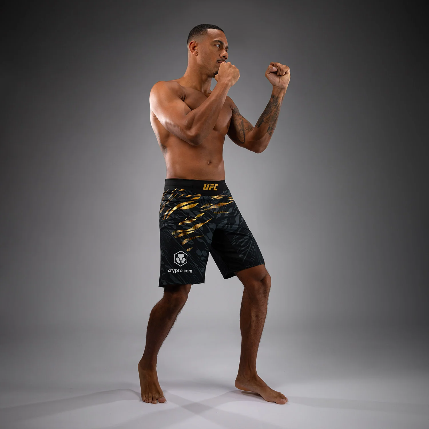 UFC Fusion by Venum Authentic Fight Night Shorts de Lucha para Hombre - Ajuste Largo - Champion - Image 5