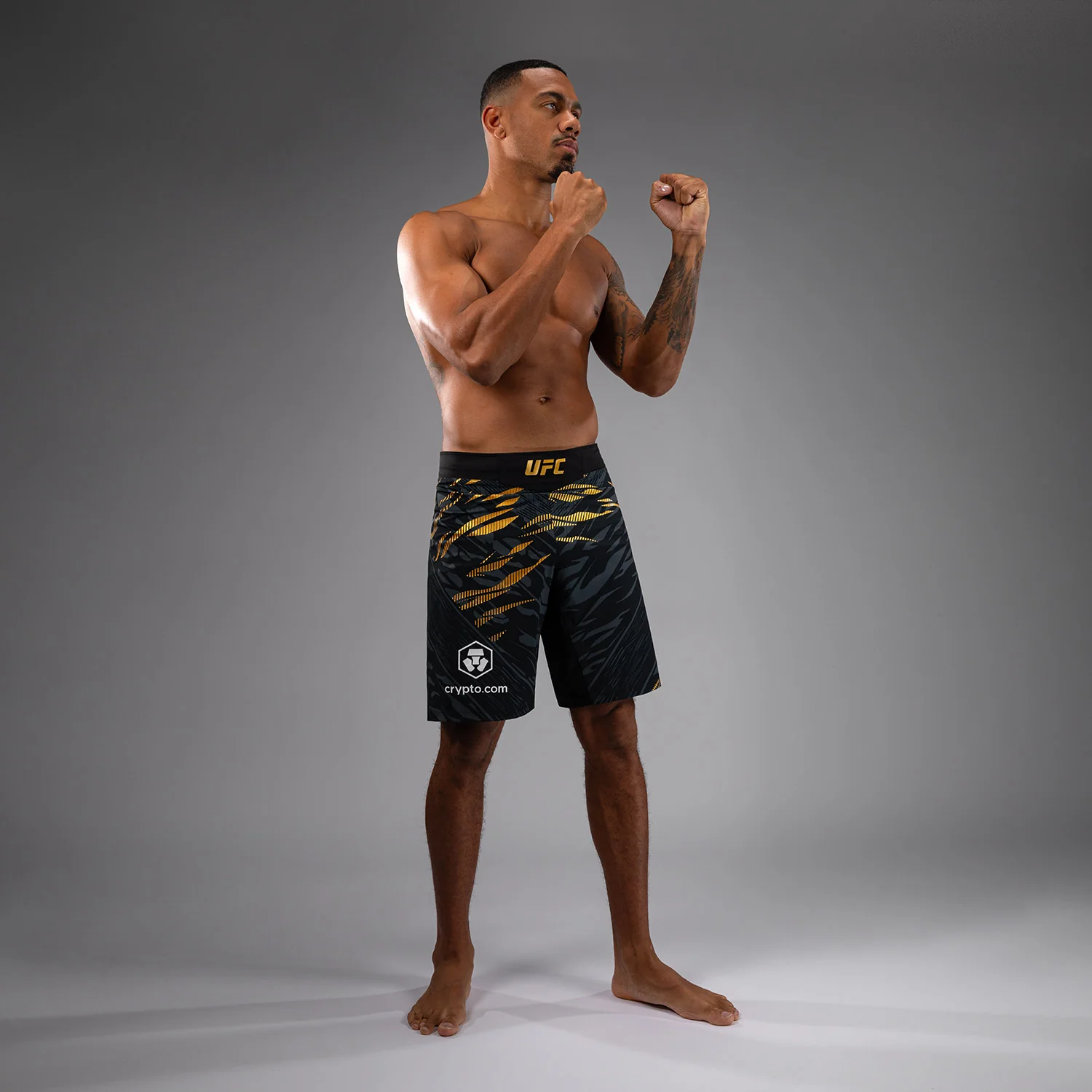 UFC Fusion by Venum Authentic Fight Night Shorts de Lucha para Hombre - Ajuste Largo - Champion - Image 7