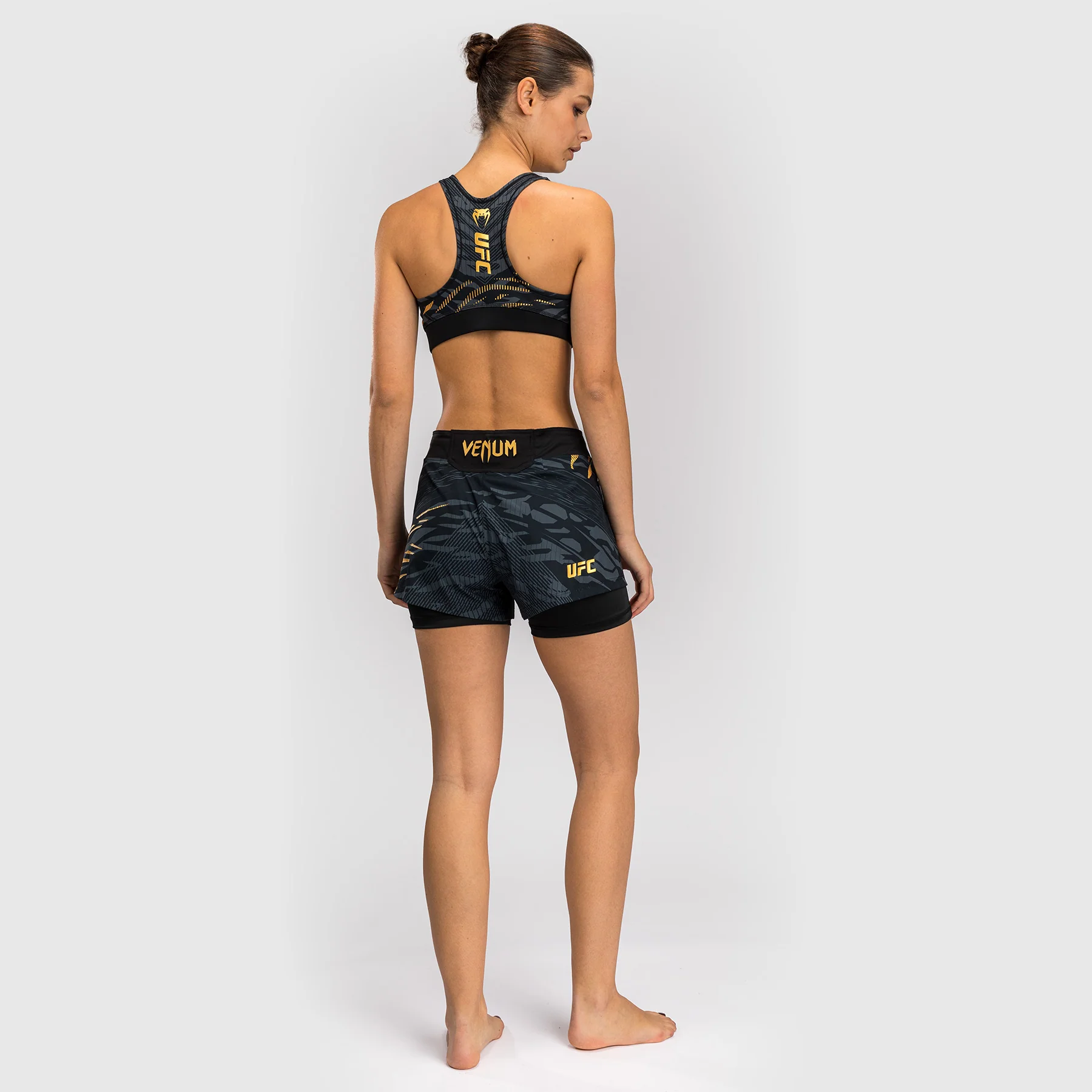UFC Fusion by Venum Authentic Fight Night Shorts de Lucha para Mujer - Champion - Image 5