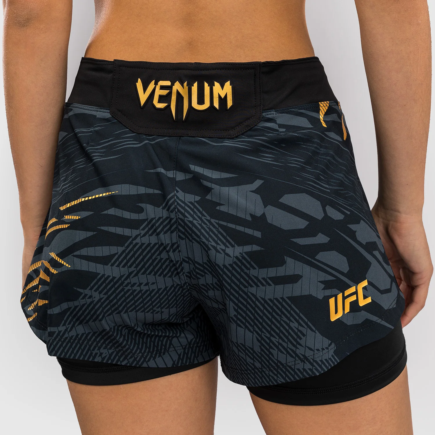 UFC Fusion by Venum Authentic Fight Night Shorts de Lucha para Mujer - Champion - Image 6