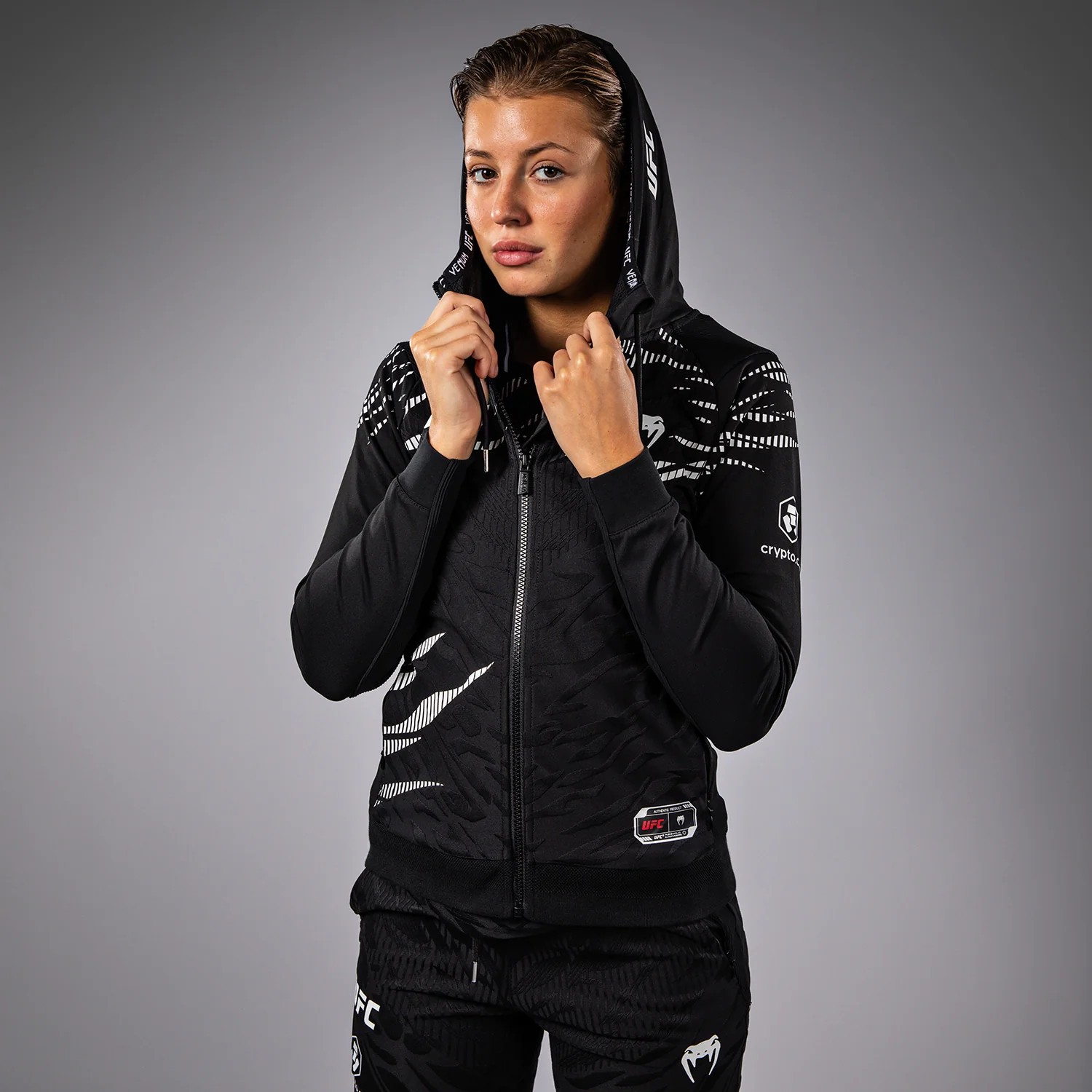 UFC Fusion by Venum Authentic Fight Night Sudadera con Capucha para Mujer - Negro - Image 4