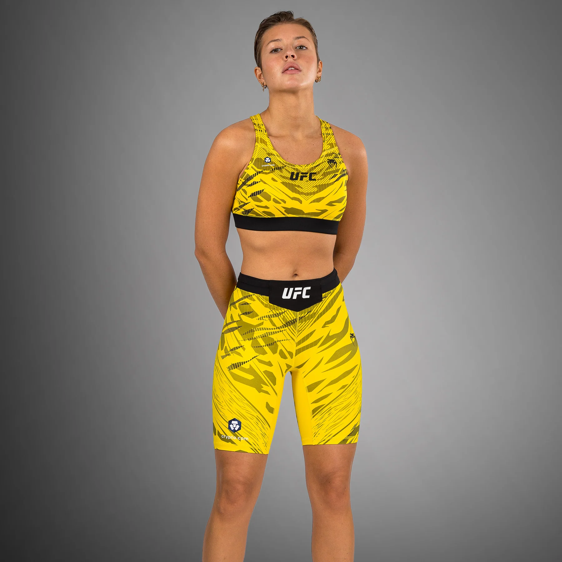 UFC Fusion by Venum Authentic Fight Night Vale Tudo Shorts para Mujer - Ajuste Largo - Amarillo - Image 8