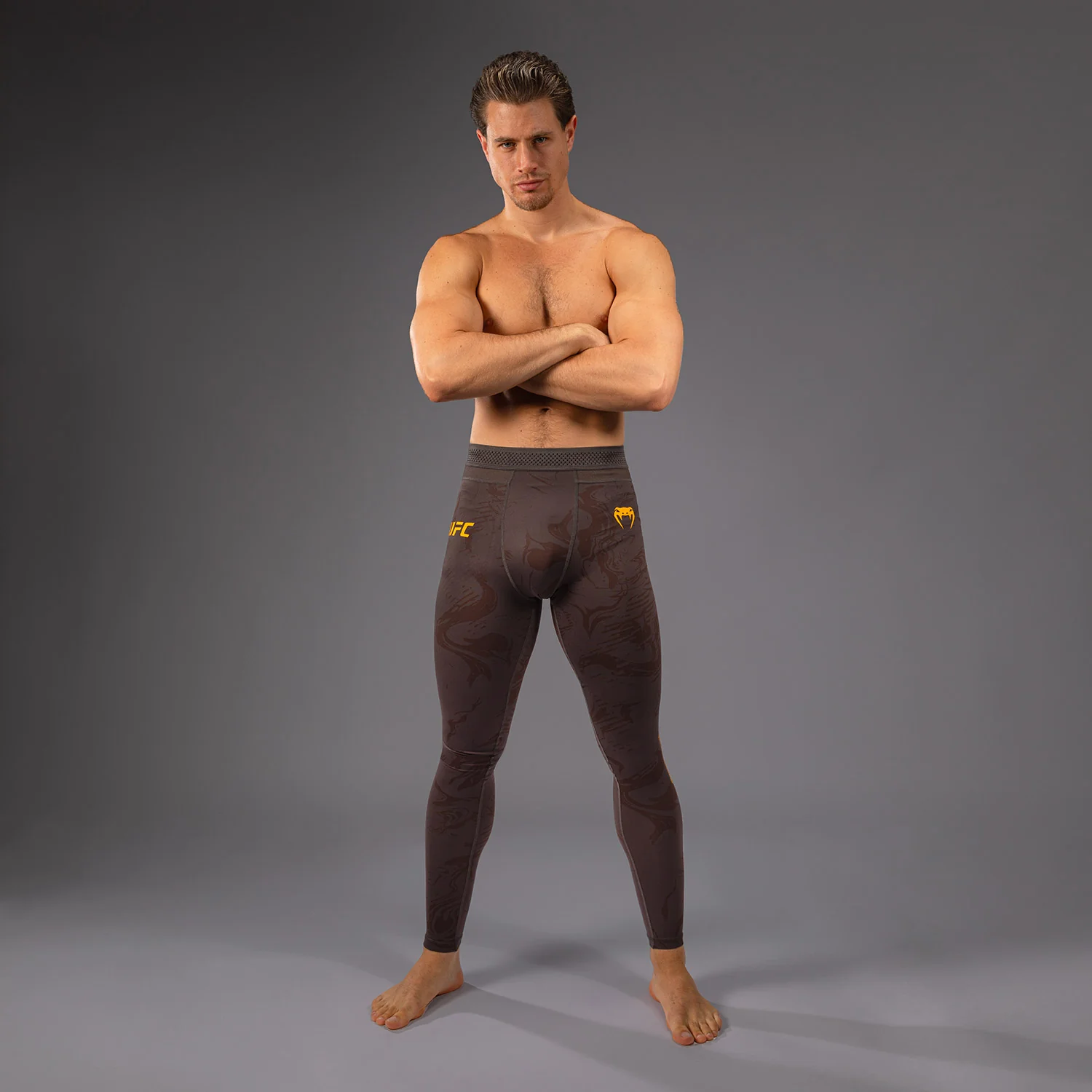 UFC Fusion by Venum Fight Week Leggings de Rendimiento para Hombre - Marrón tierra - Image 9