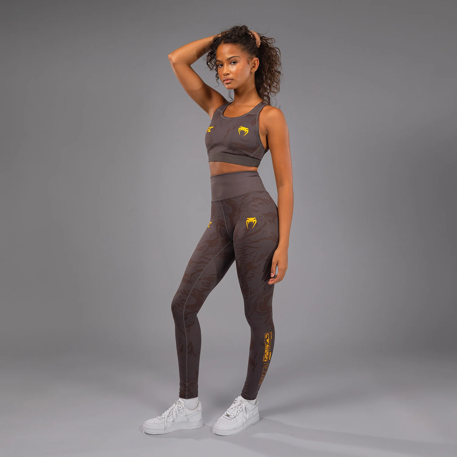 UFC Fusion by Venum Fight Week Leggings de Rendimiento para Mujer - Marrón tierra - Image 4