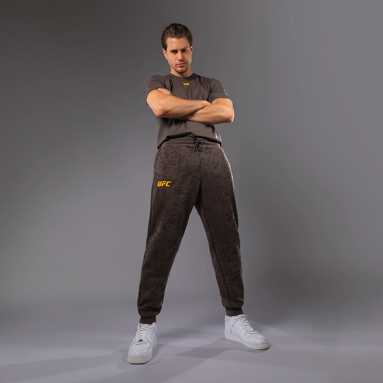 UFC Fusion by Venum Fight Week Pantalón de Algodón para Hombre - Marrón tierra - Image 7