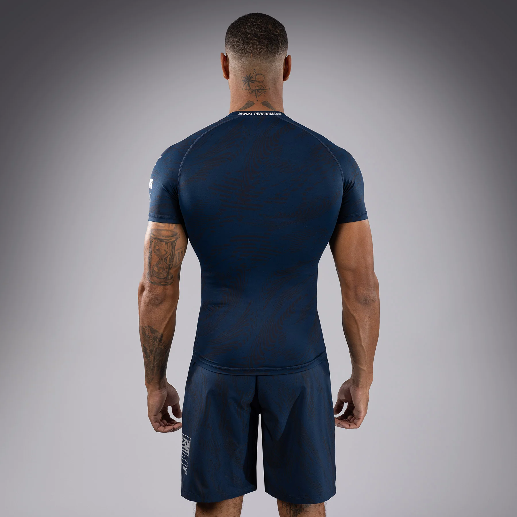 UFC Fusion by Venum Fight Week Rashguard de Manga Corta de Rendimiento para Hombre - Azul oceánico - Image 3