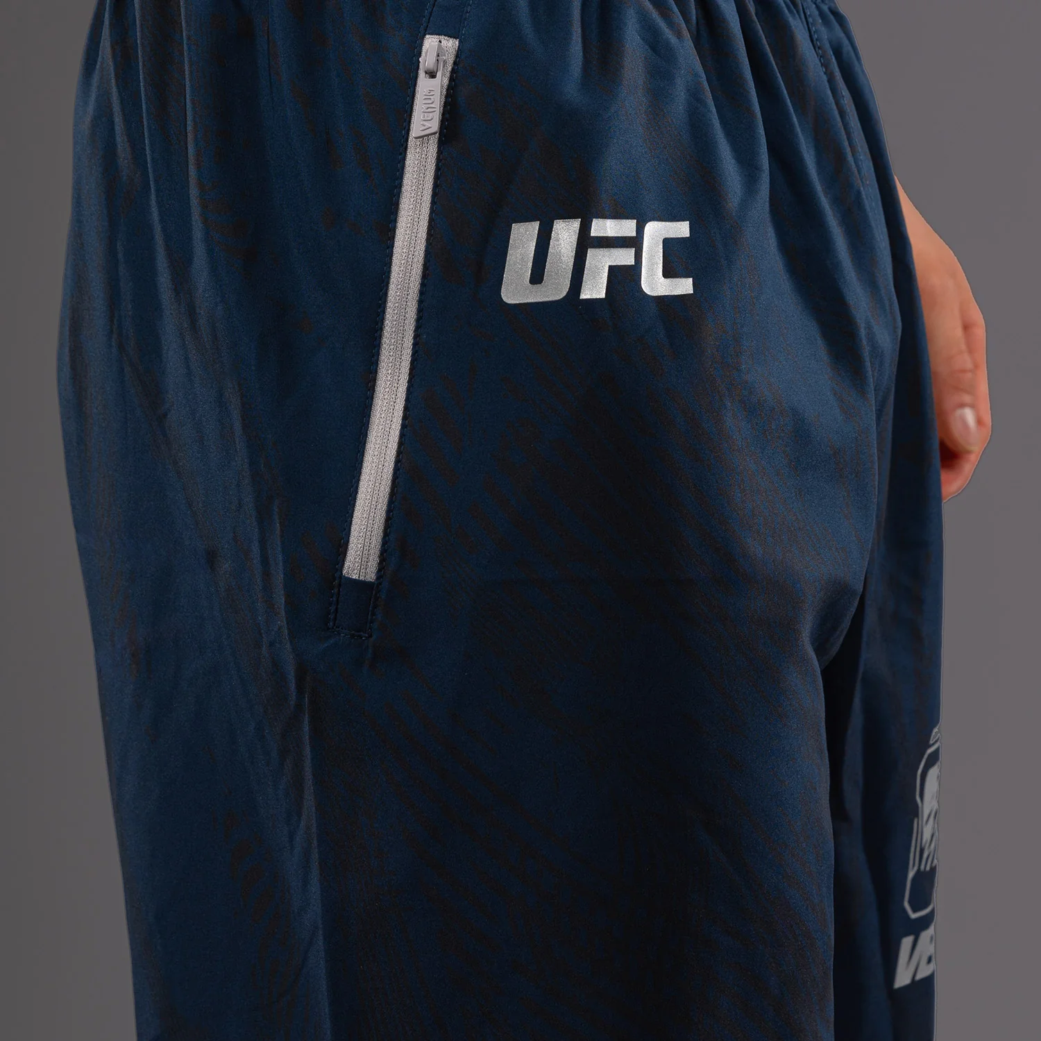 UFC Fusion by Venum Fight Week Shorts de Rendimiento para Hombre - Azul oceánico - Image 4