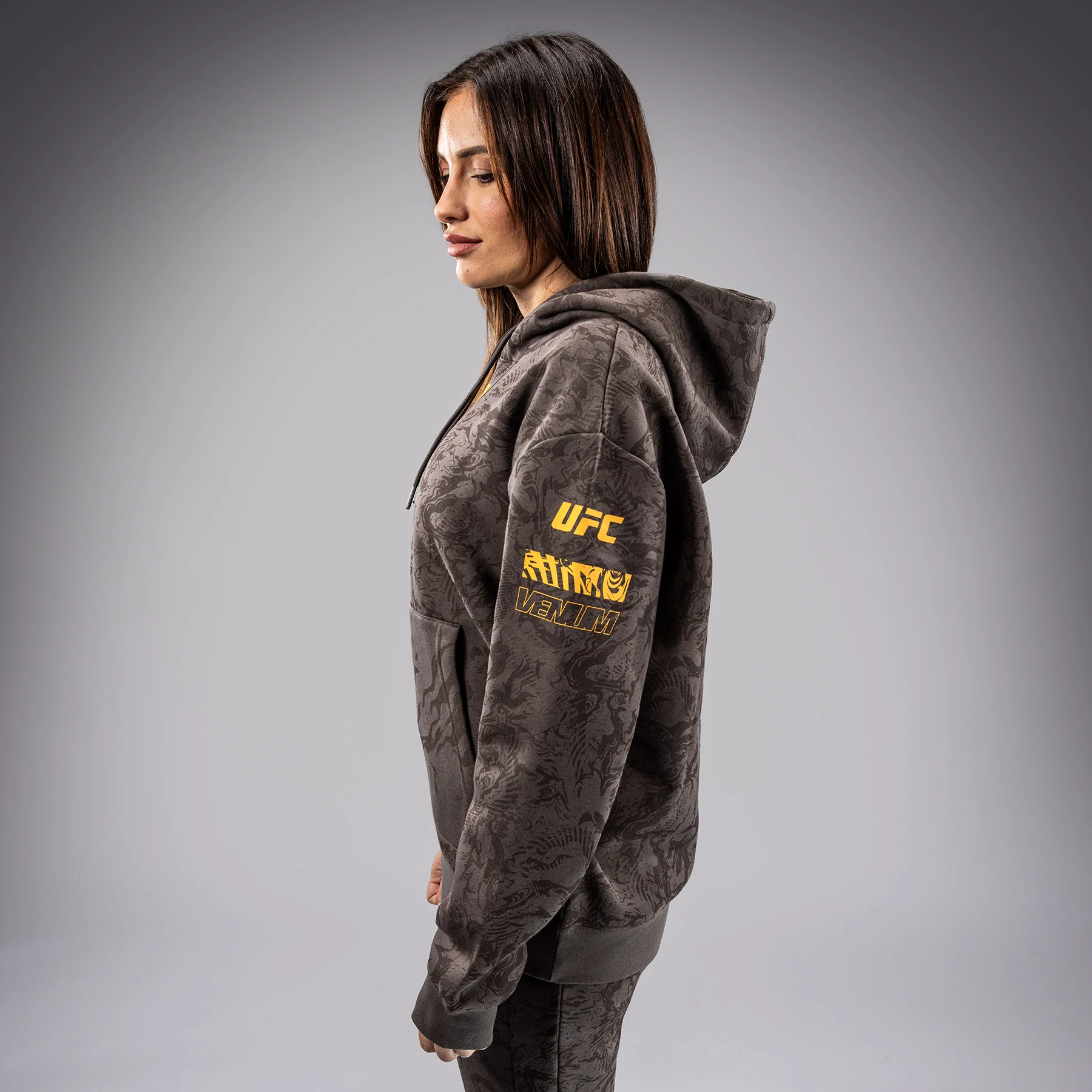UFC Fusion by Venum Fight Week Sudadera con Capucha para Mujer - Marrón tierra - Image 3