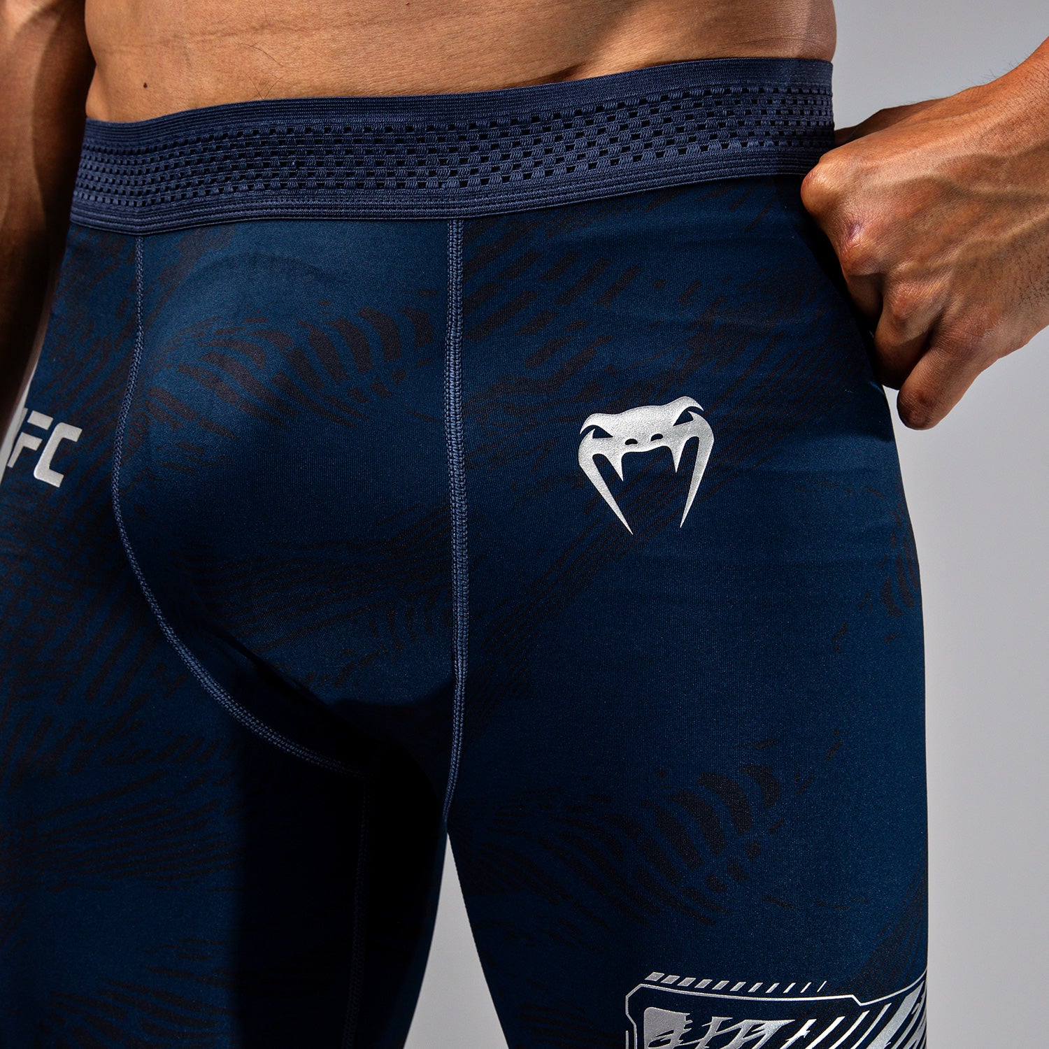 UFC Fusion by Venum Fight Week Vale Tudo Shorts para Hombre - Azul oceánico - Image 6