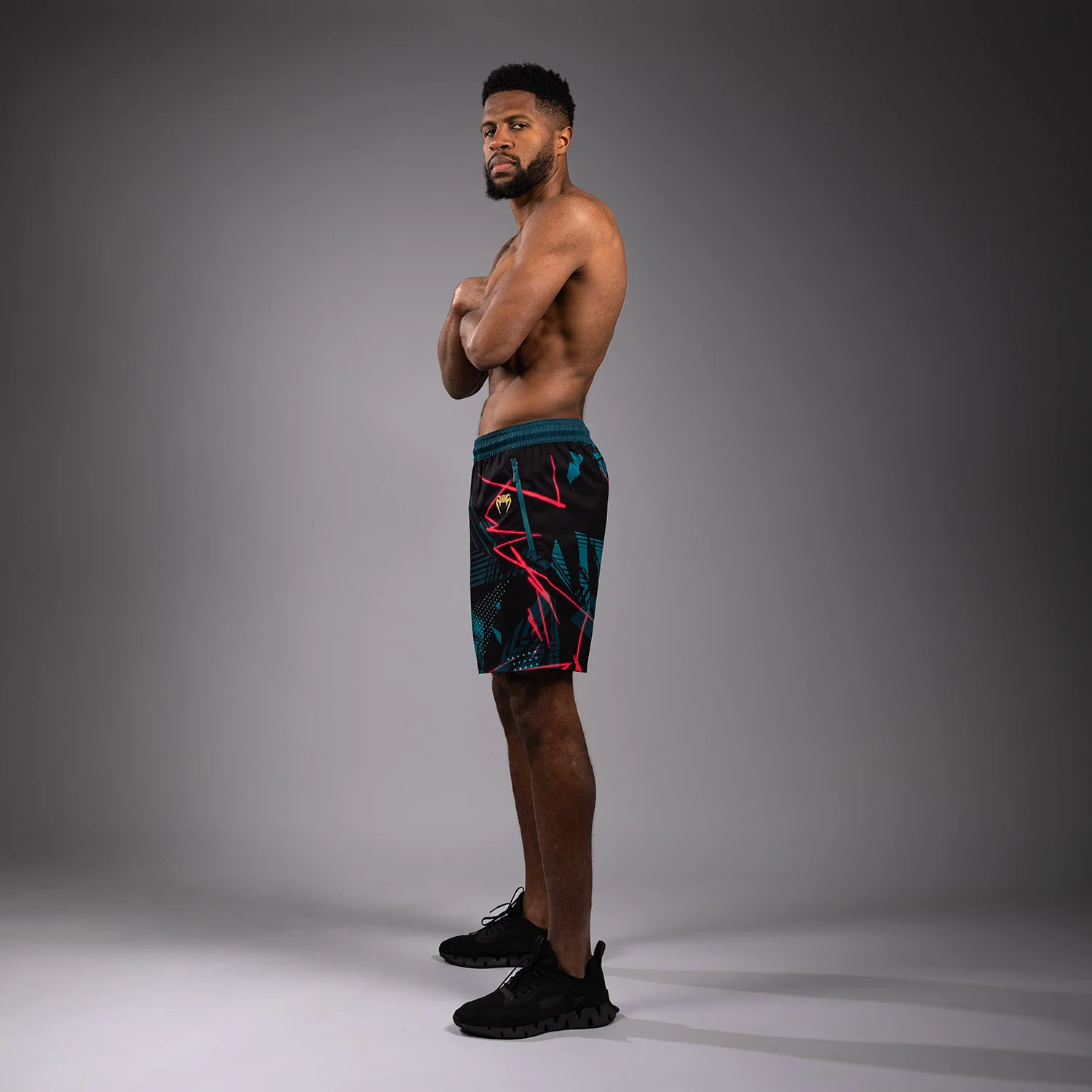 UFC Fusion By Venum Miami Edition Fight Week Performance Pantalones cortos para hombre - Negros - Image 2