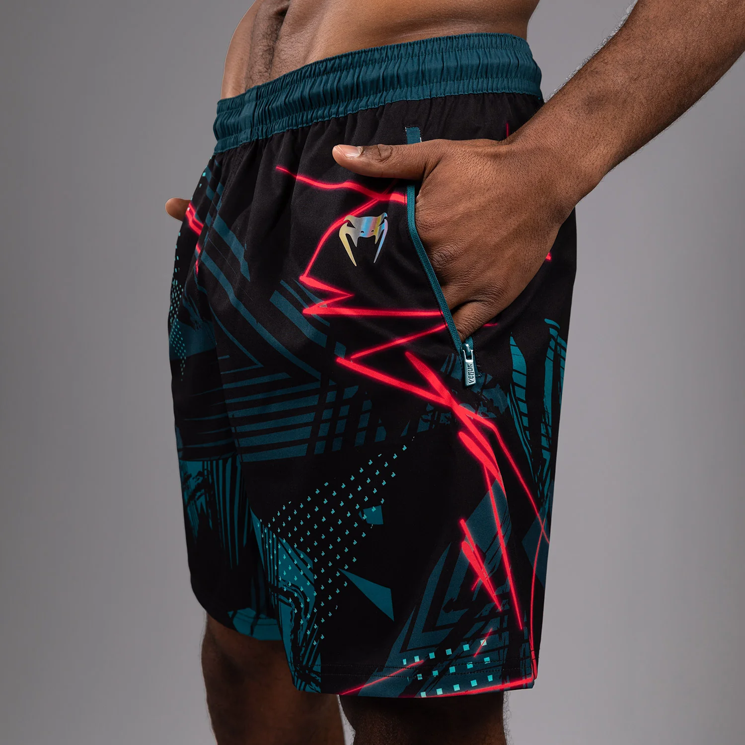 UFC Fusion By Venum Miami Edition Fight Week Performance Pantalones cortos para hombre - Negros - Image 6