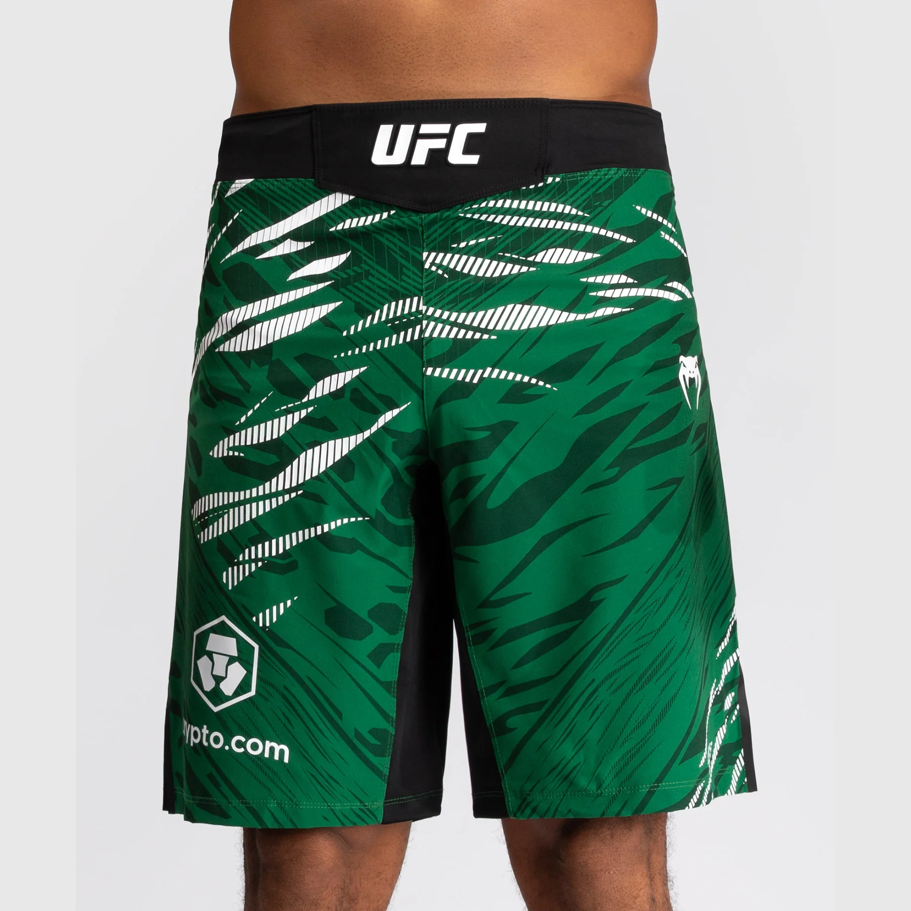 UFC Fusion by Venum Personalizados Authentic Fight Night Shorts de Lucha para Hombre - Ajuste Largo - Verde - Image 5