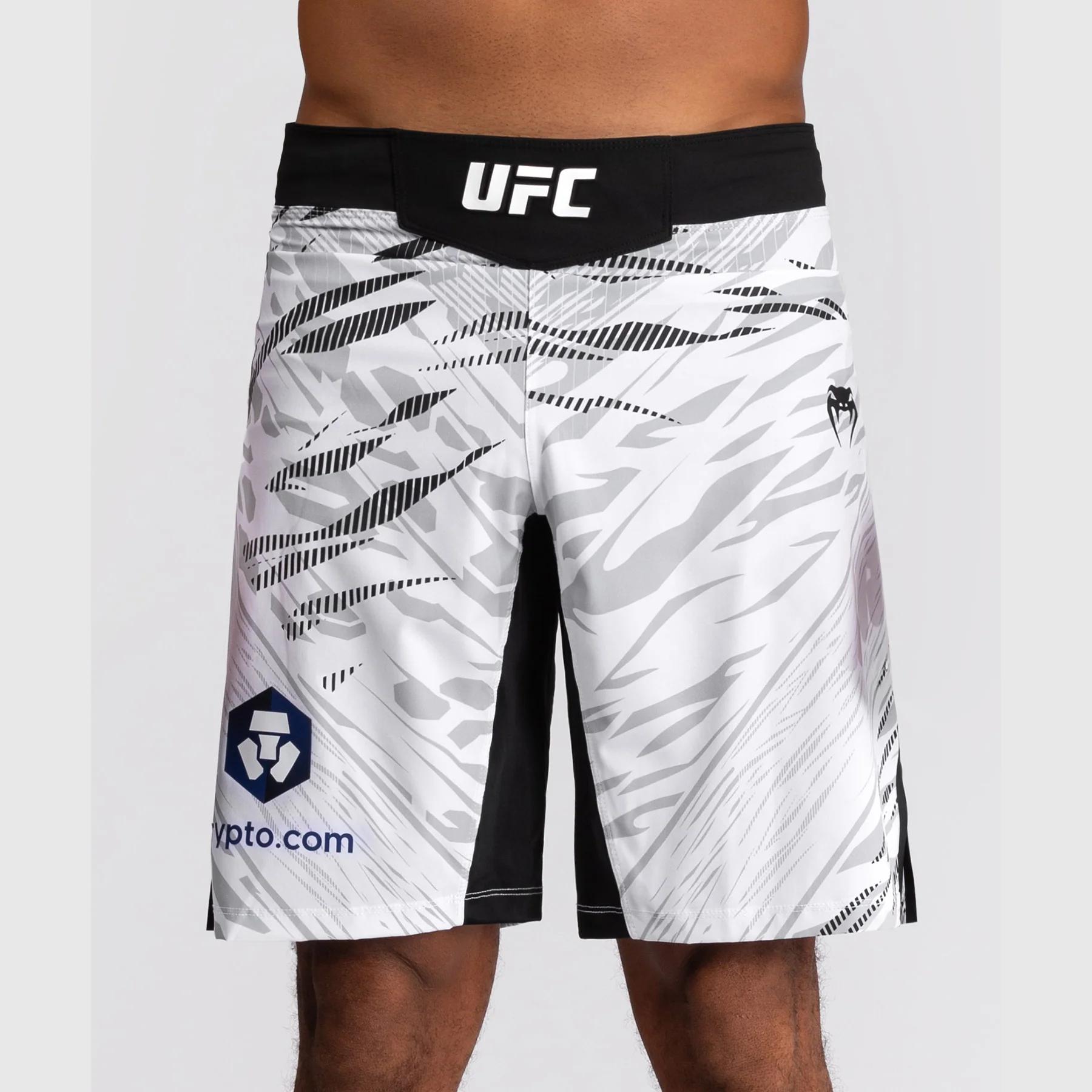UFC Fusion by Venum Personalizados Authentic Fight Night Shorts de Lucha para Hombre - Ajuste Largo - Blanco - Image 5