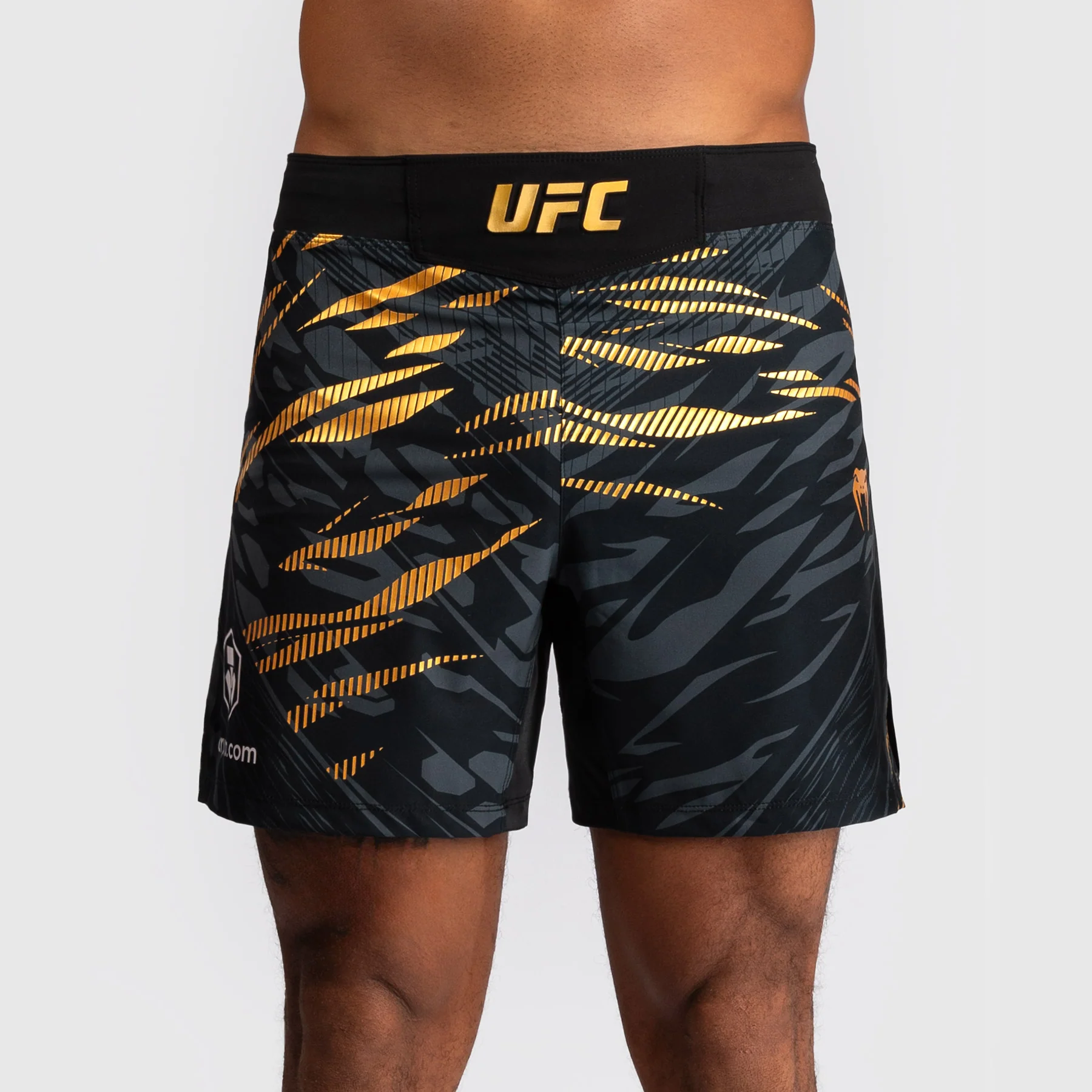 UFC Fusion by Venum Personalizados Authentic Fight Night Shorts de Lucha para Hombre - Ajuste Corto - Campeón - Image 5