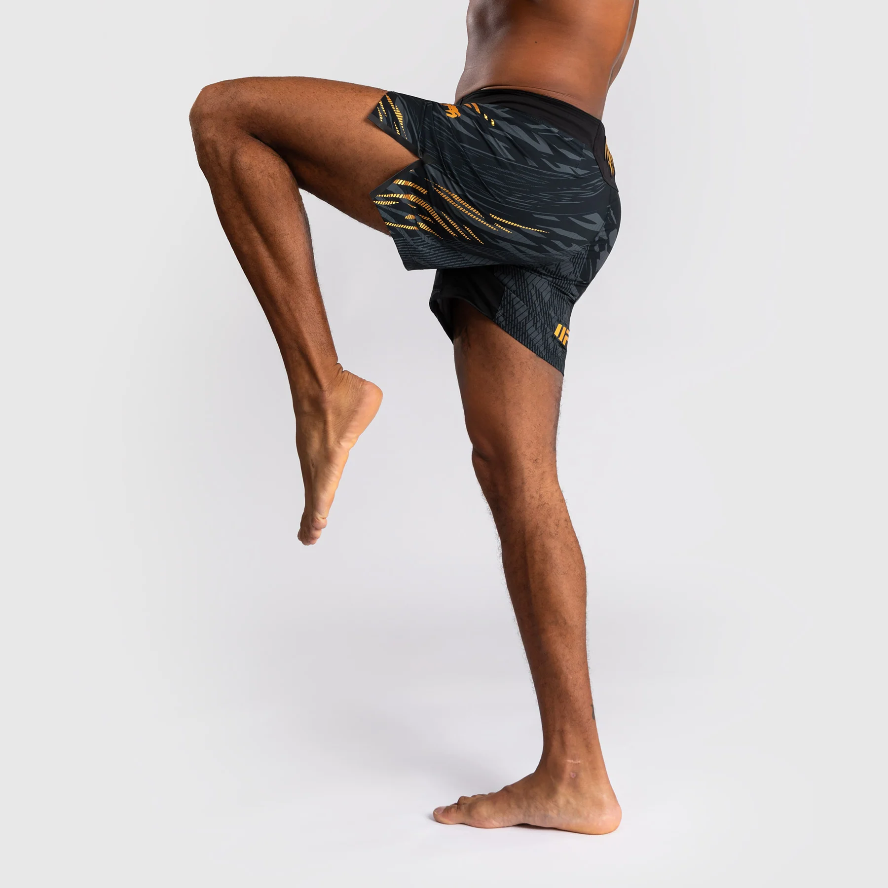 UFC Fusion by Venum Personalizados Authentic Fight Night Shorts de Lucha para Hombre - Ajuste Corto - Campeón - Image 7