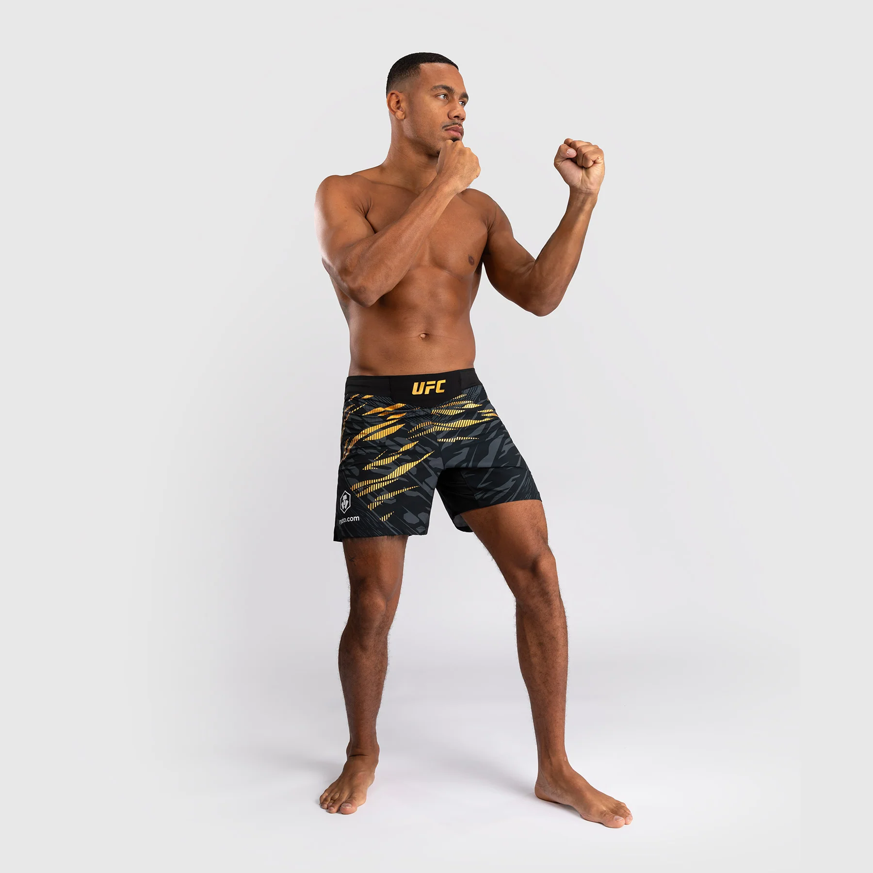 UFC Fusion by Venum Personalizados Authentic Fight Night Shorts de Lucha para Hombre - Ajuste Corto - Campeón - Image 8