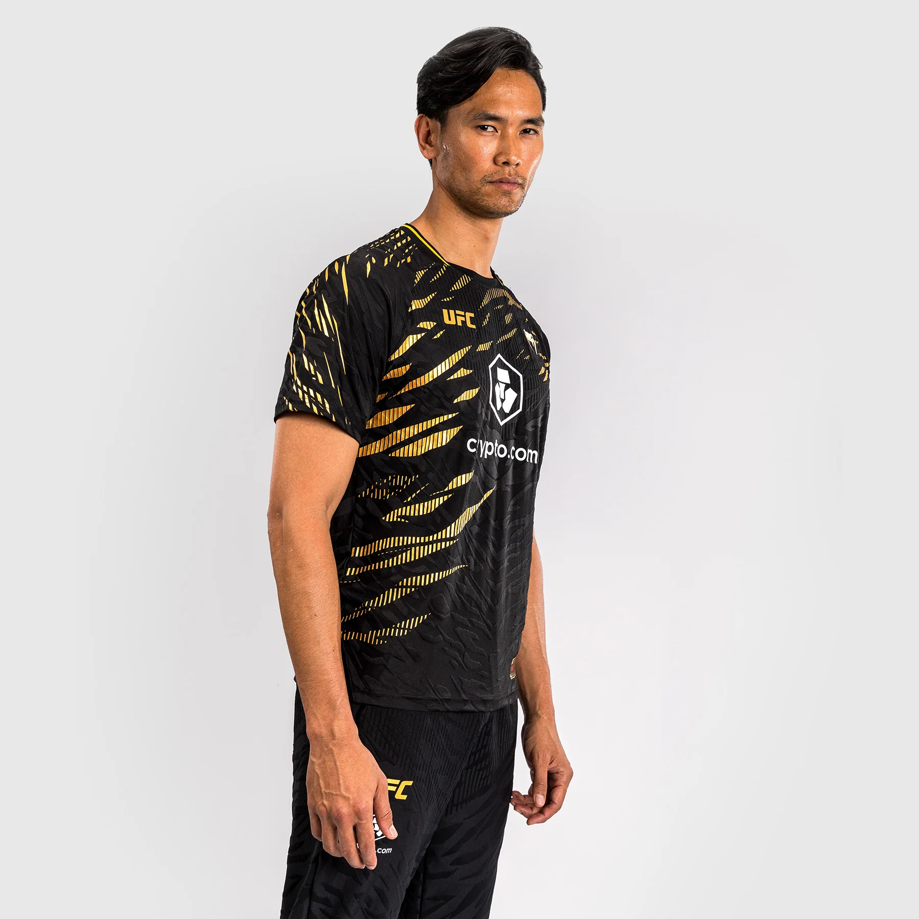 UFC Fusion by Venum Personalizados Authentic Fight Night Camiseta de Salida para Hombre - Campeón - Image 3