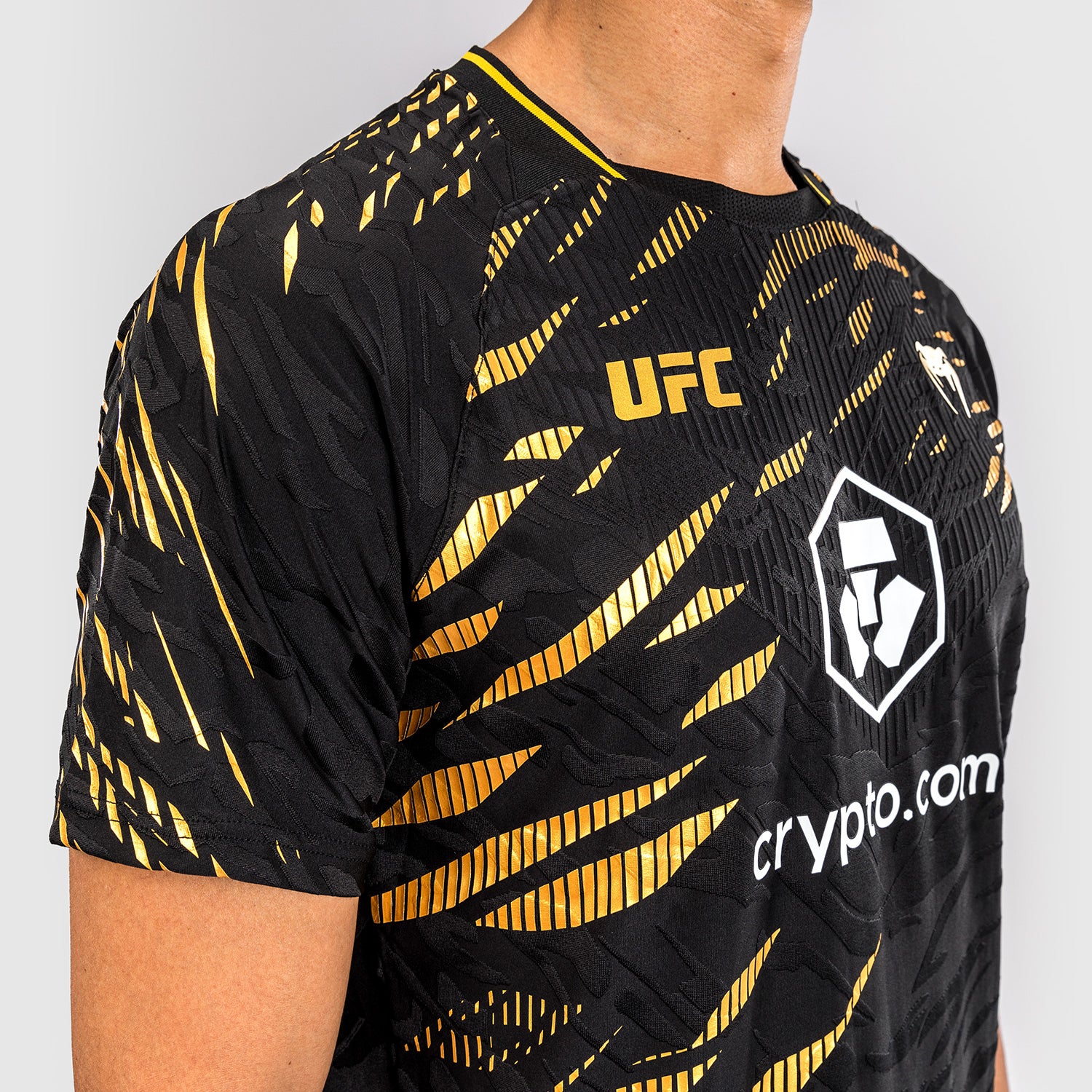 UFC Fusion by Venum Personalizados Authentic Fight Night Camiseta de Salida para Hombre - Campeón - Image 9