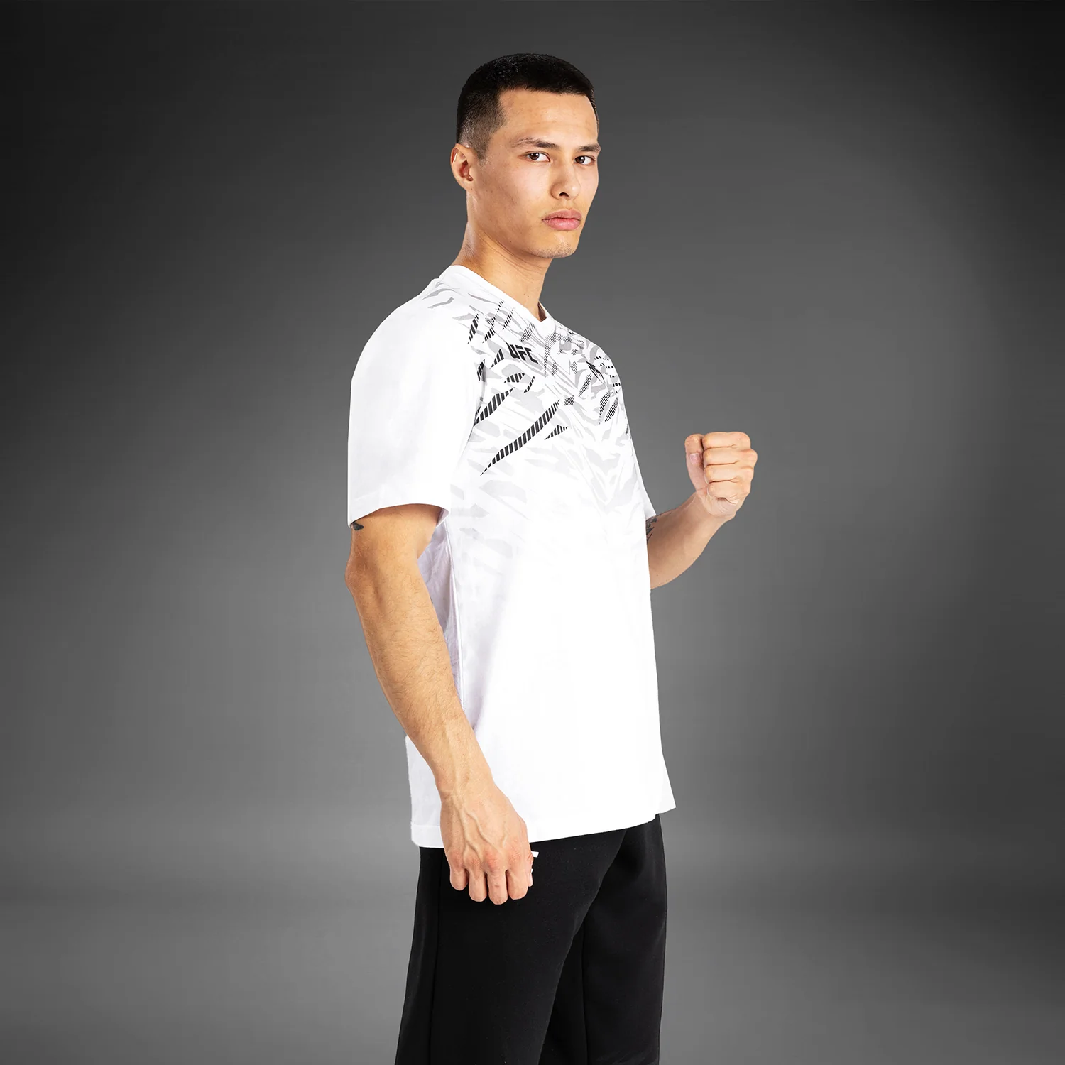 UFC Fusion by Venum Replica Camiseta de Manga Corta para Hombre - Blanco - Image 2