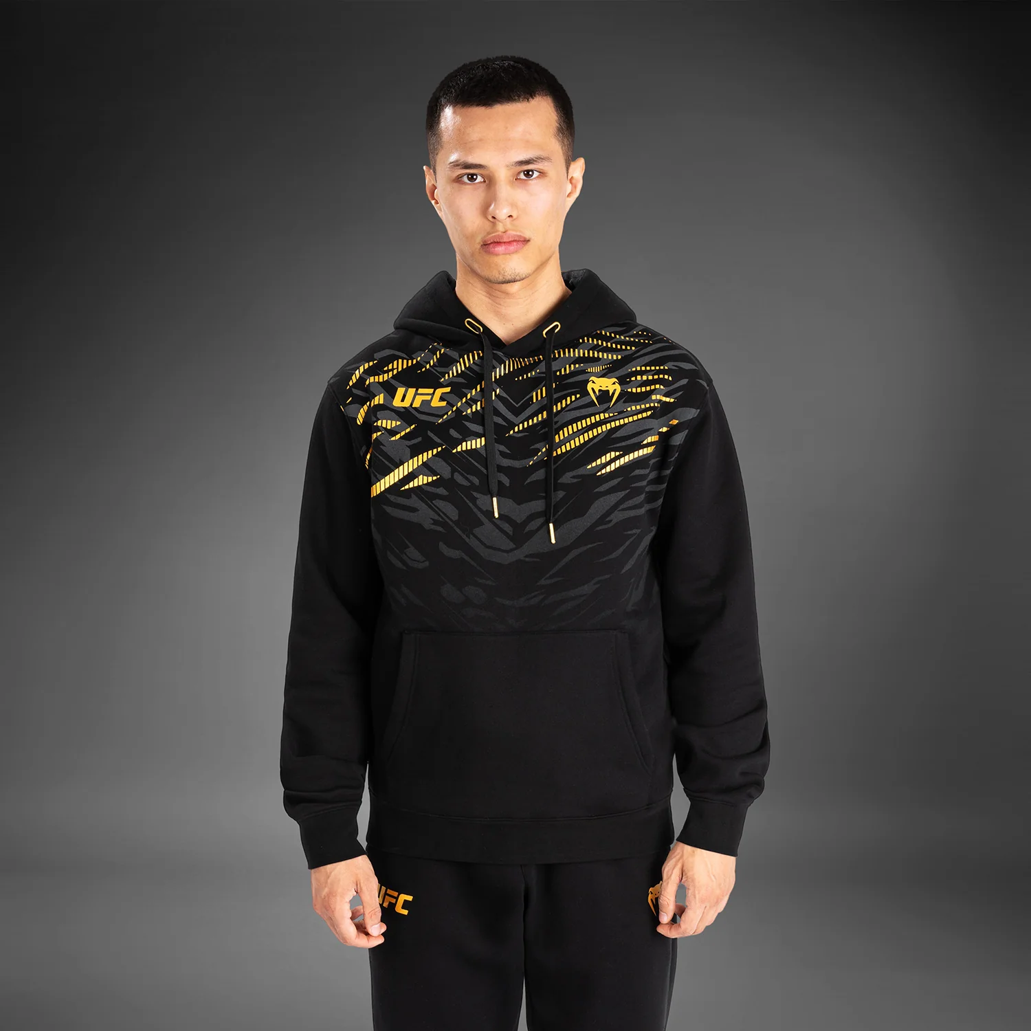 UFC Fusion by Venum Replica Sudadera con Capucha para Hombre - Champion - Image 3