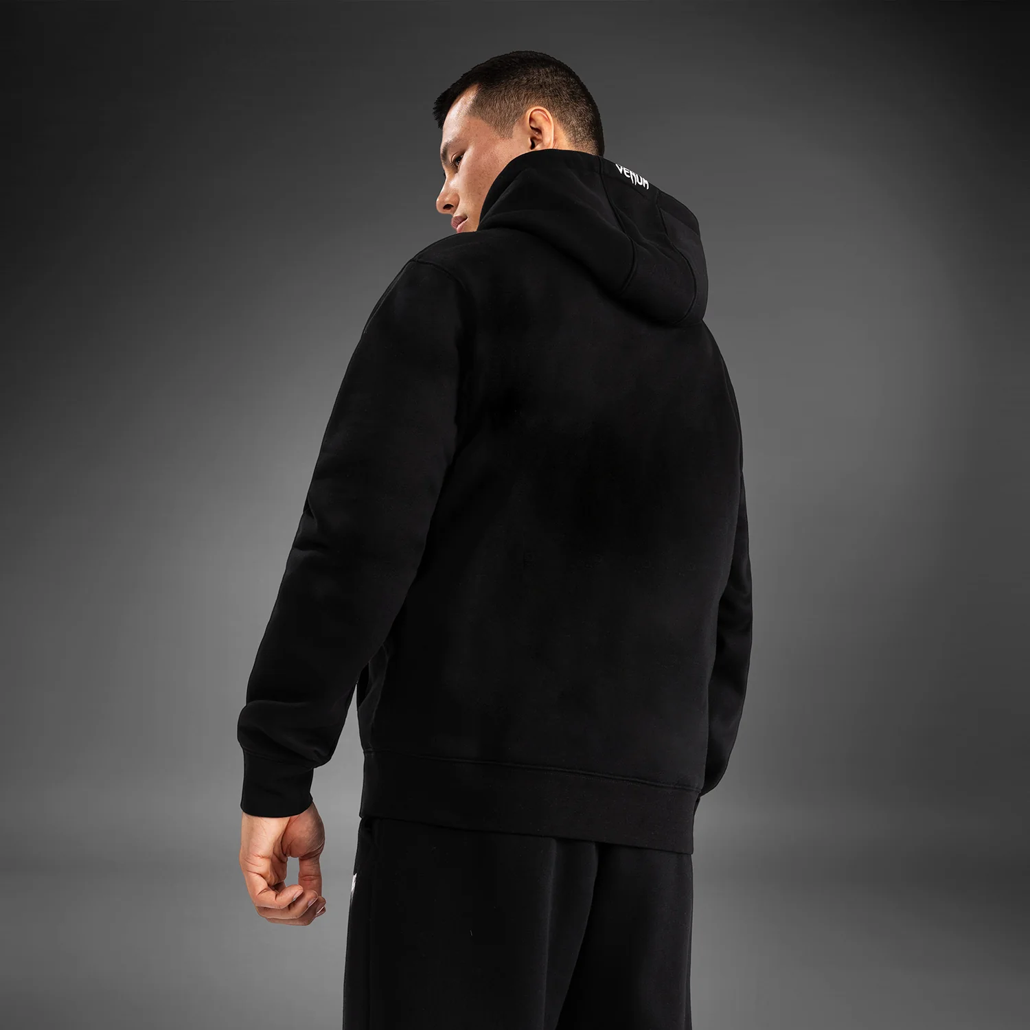 UFC Fusion by Venum Replica Sudadera con Capucha para Hombre - Negro - Image 3