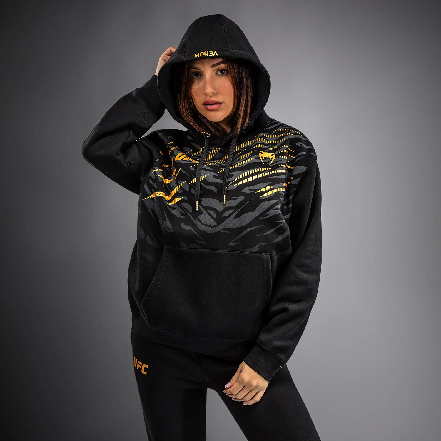 UFC Fusion by Venum Replica Sudadera con Capucha para Mujer - Champion - Image 4