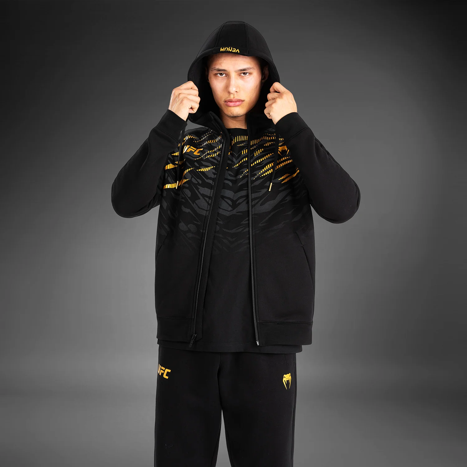 UFC Fusion by Venum Replica Sudadera con Cremallera para Hombre - Champion - Image 3