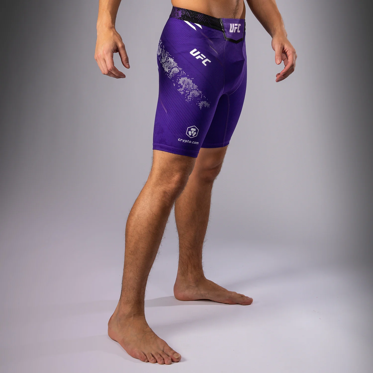 UFC Adrenaline by Venum Authentic Fight Night Vale Tudo Shorts para Hombre - Morado - Image 4