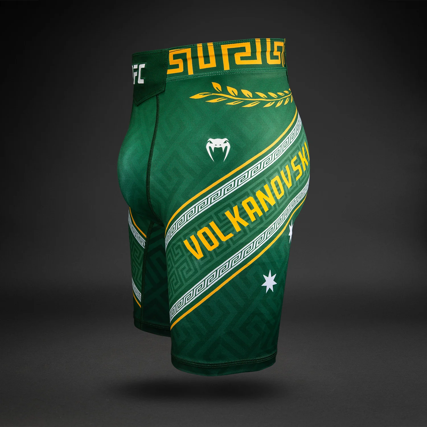 UFC Unrivaled by VENUM Verde Alexander Volkanovski Vale Tudo Short para hombre