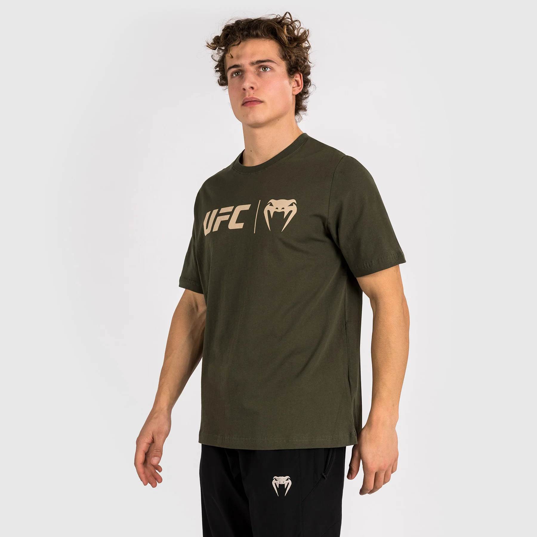 UFC Venum Classic Camiseta - Caqui/Bronce - Image 3