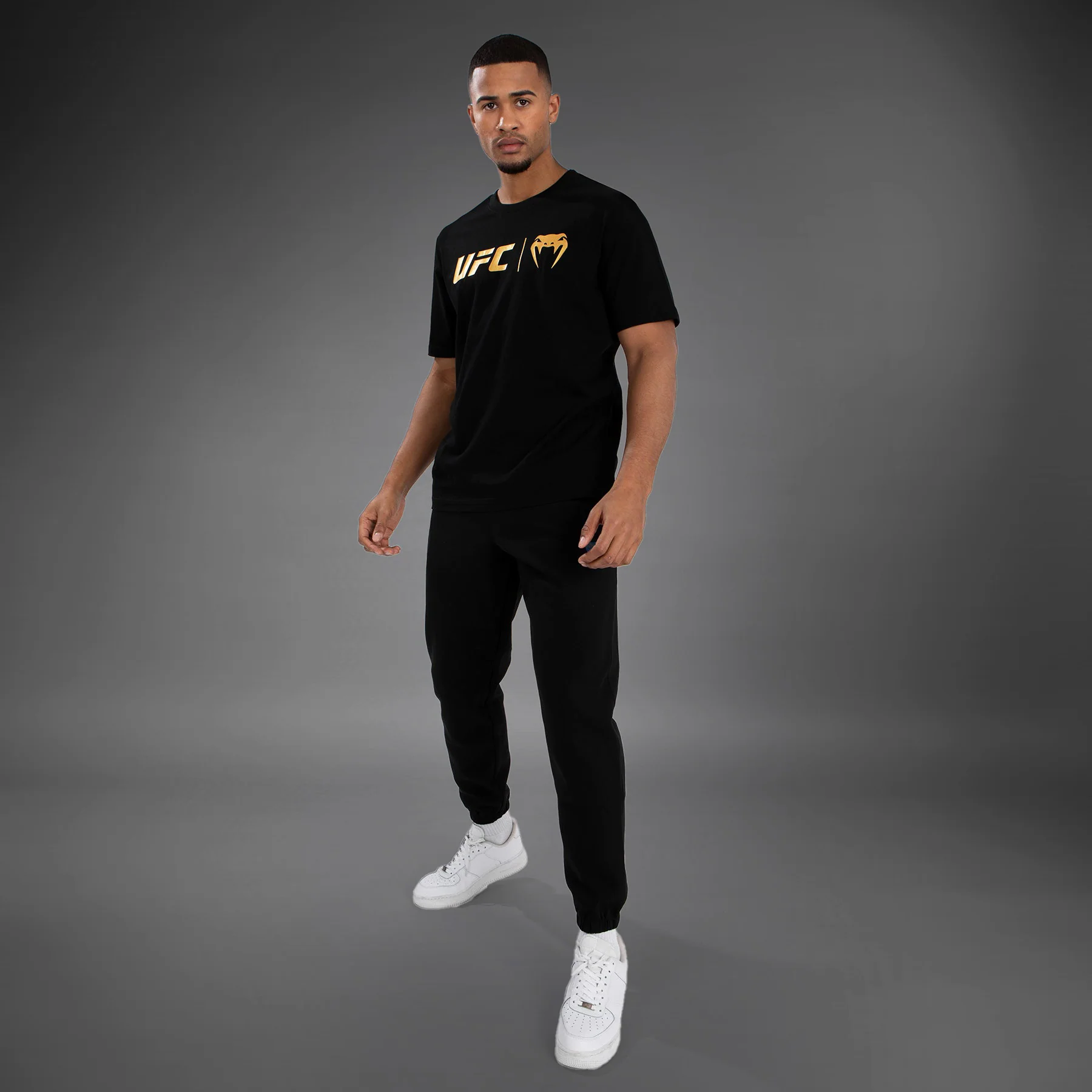 UFC Venum Classic  Camiseta - Negro/Dorado - Image 4