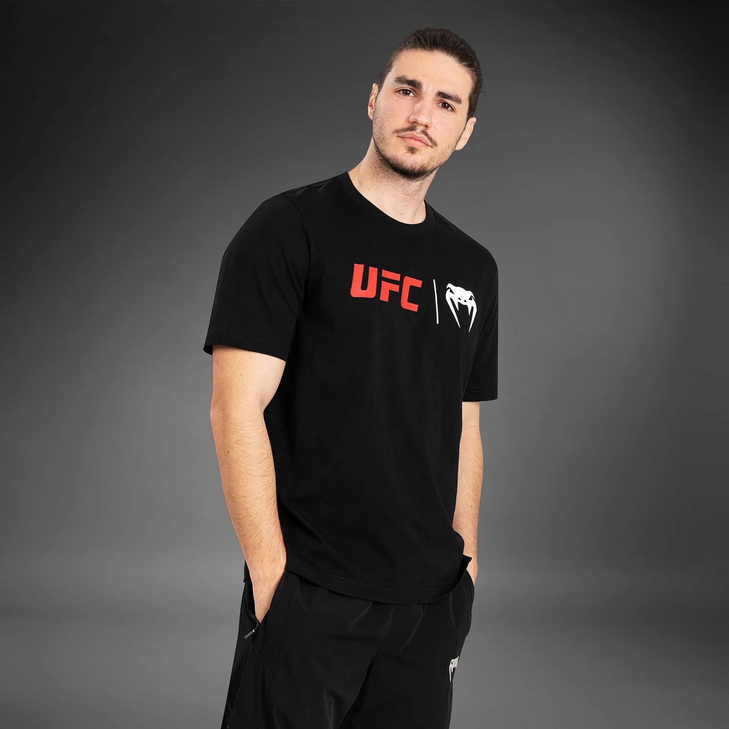 UFC Venum Classic  Camiseta - Negro/Rojo - Image 6