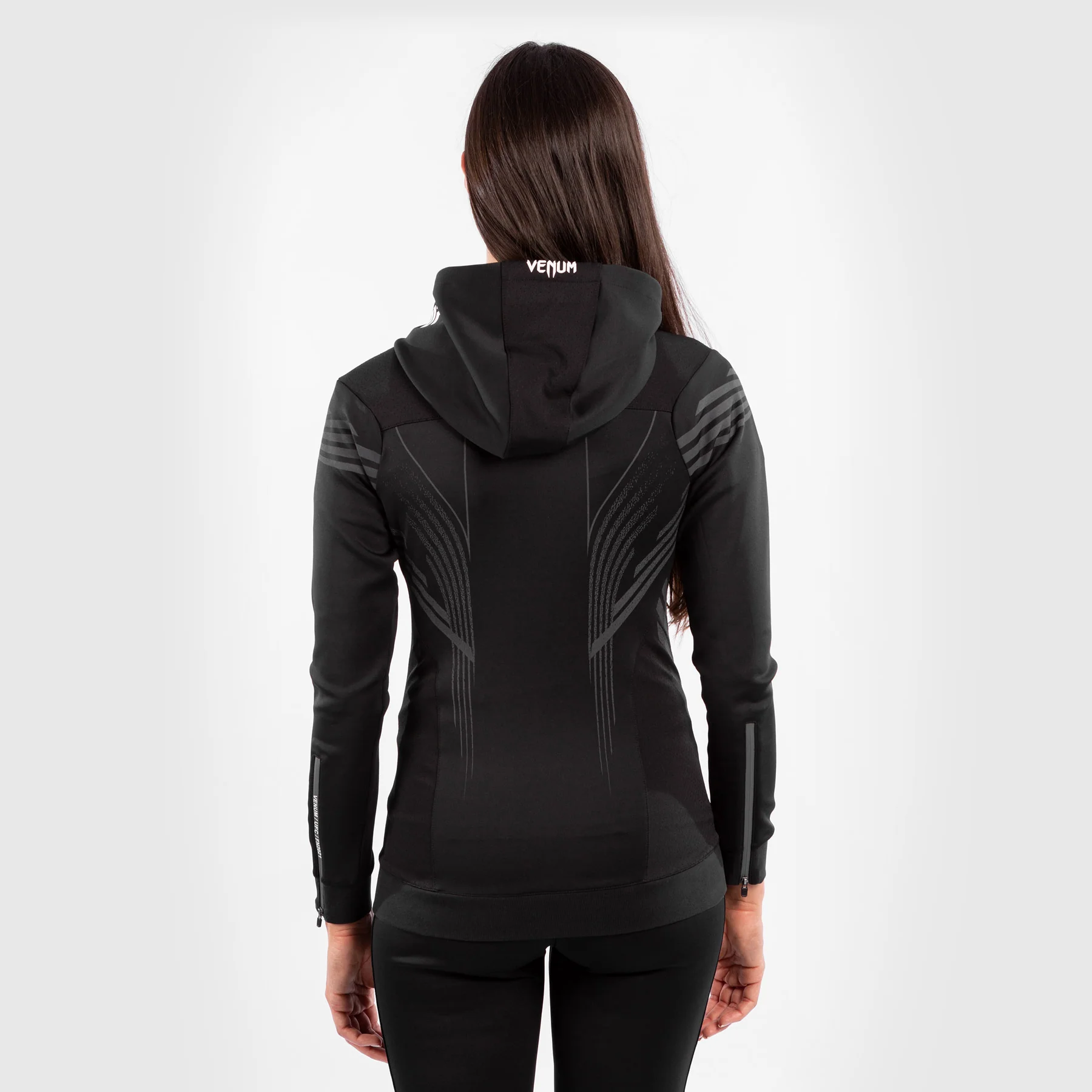 Sudadera Para Mujer Personalizada UFC Venum Authentic Fight Night Walkout - Negro - Image 4