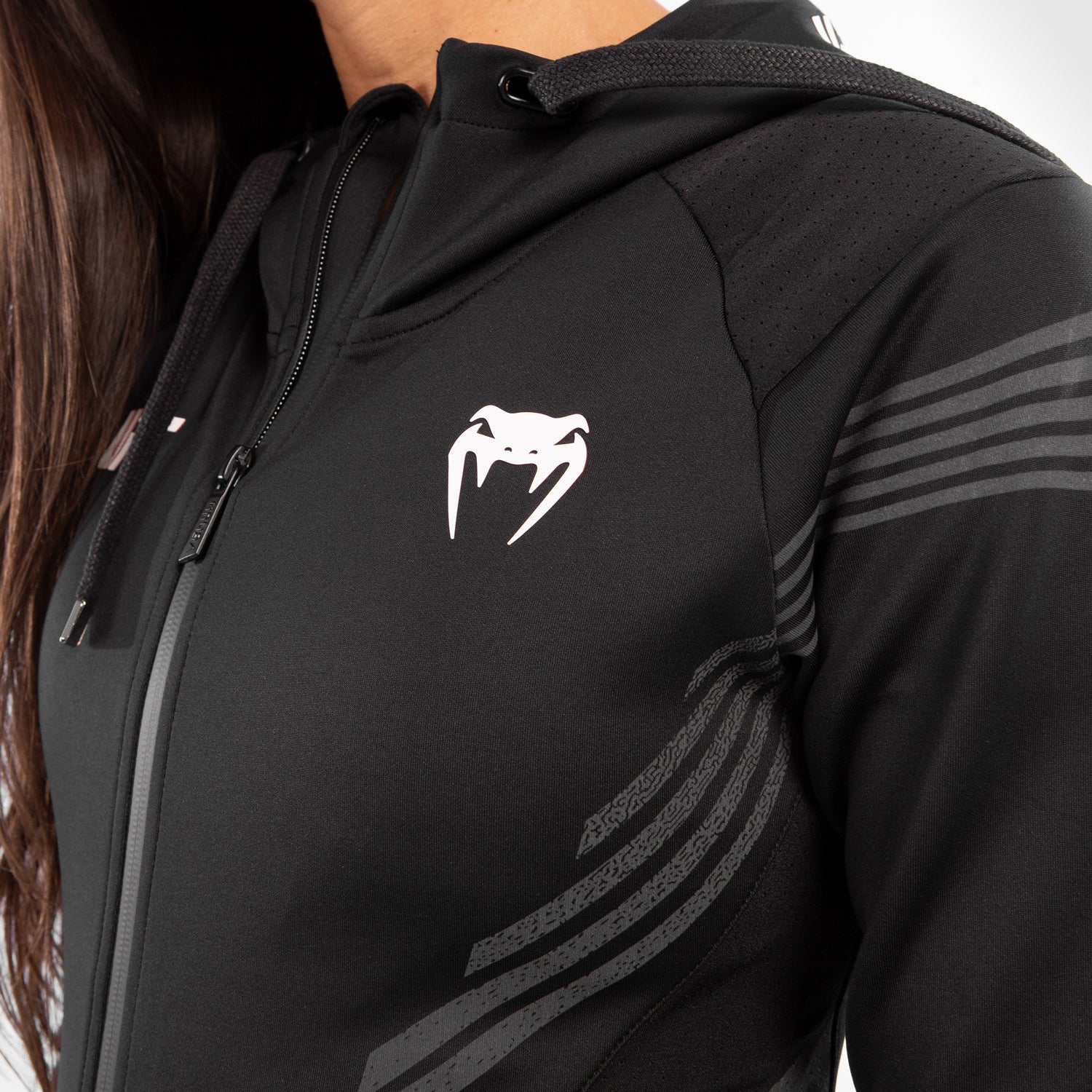 Sudadera Para Mujer Personalizada UFC Venum Authentic Fight Night Walkout - Negro - Image 5