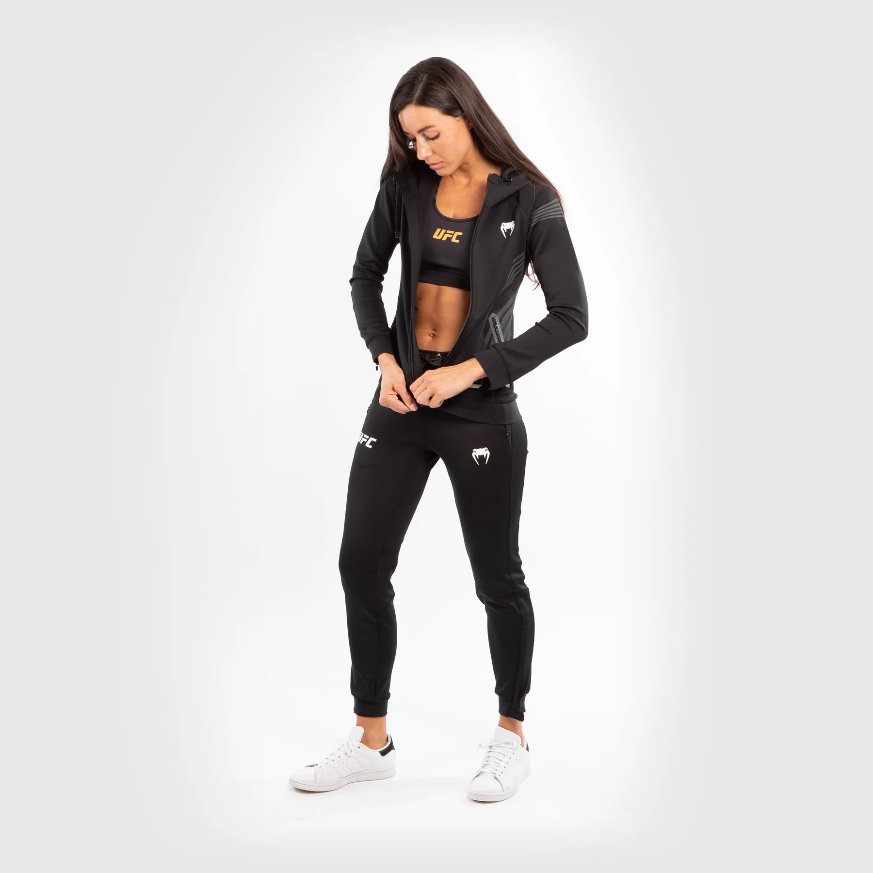 Sudadera Para Mujer Personalizada UFC Venum Authentic Fight Night Walkout - Negro - Image 9