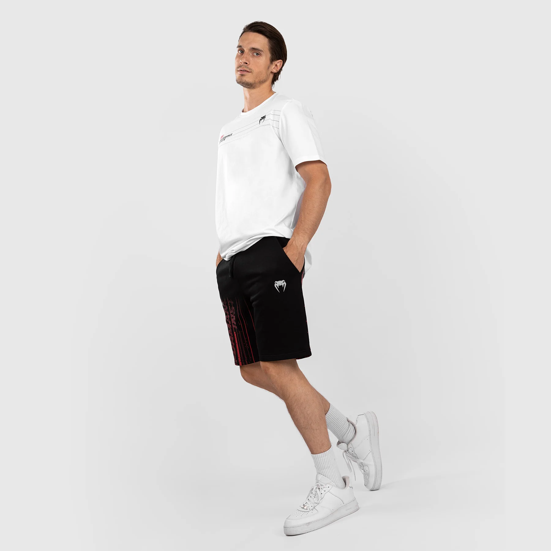 UFC Venum Performance Institute 2.0 Pantalón Corto de Algodón para Hombre - Negro/Rojo