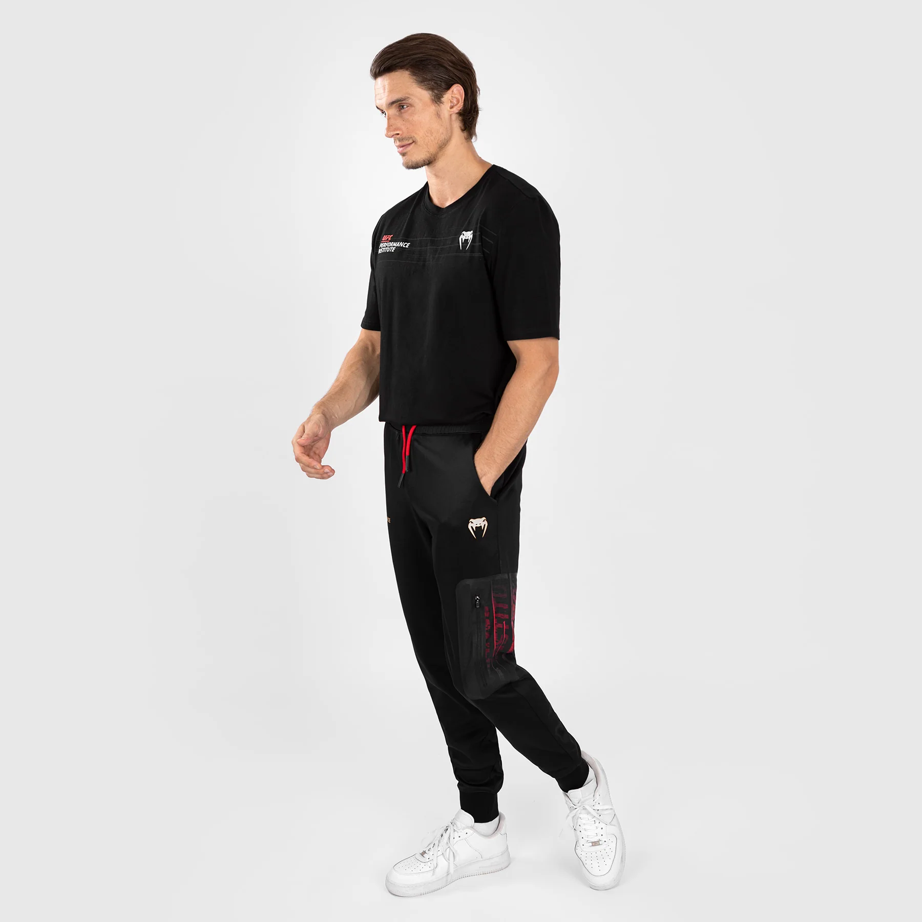 UFC Venum Performance Institute 2.0 Pantalón para Hombre - Negro/Rojo